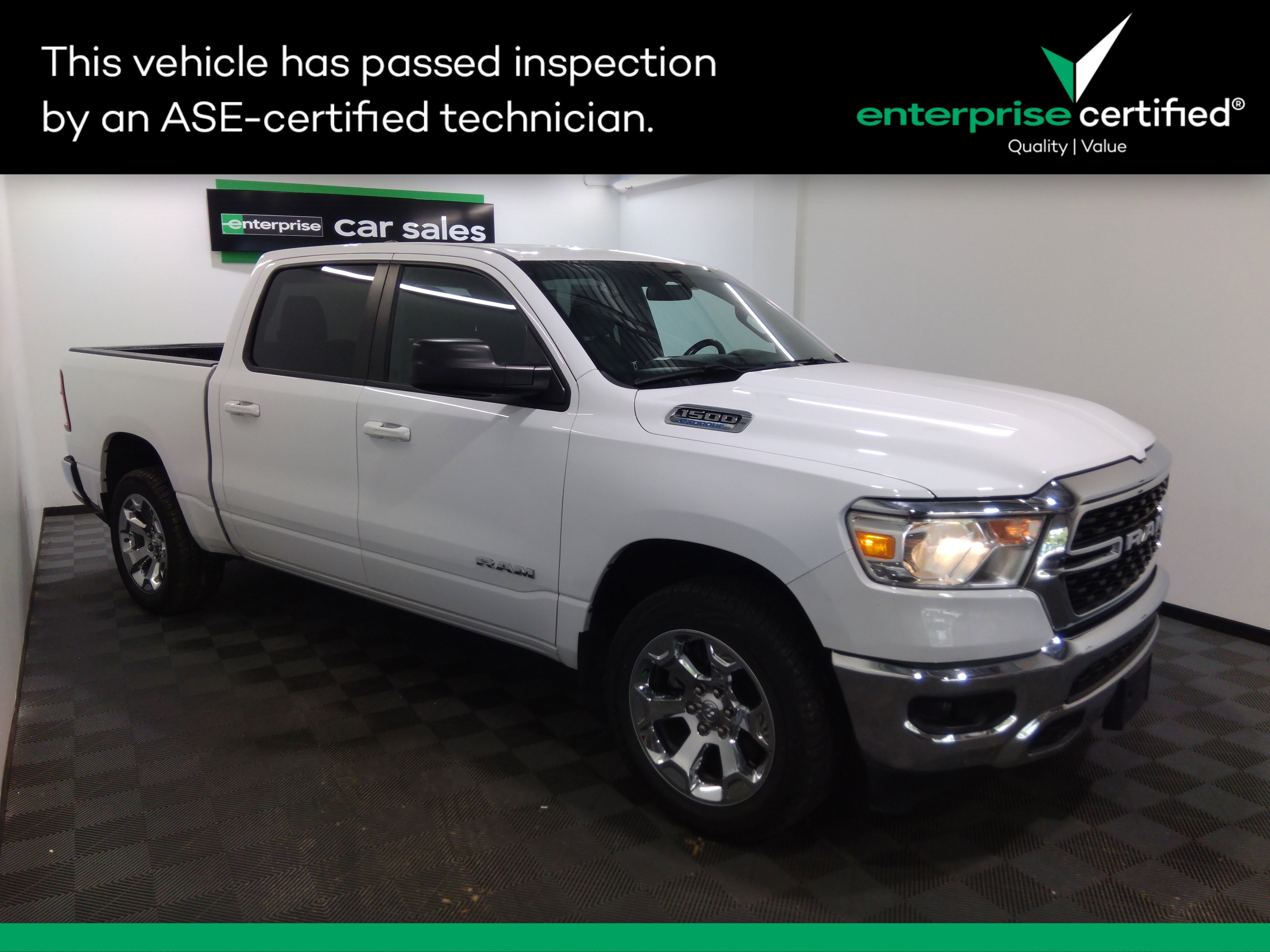 2022 Ram 1500 Big Horn 4x4 Crew Cab 5'7