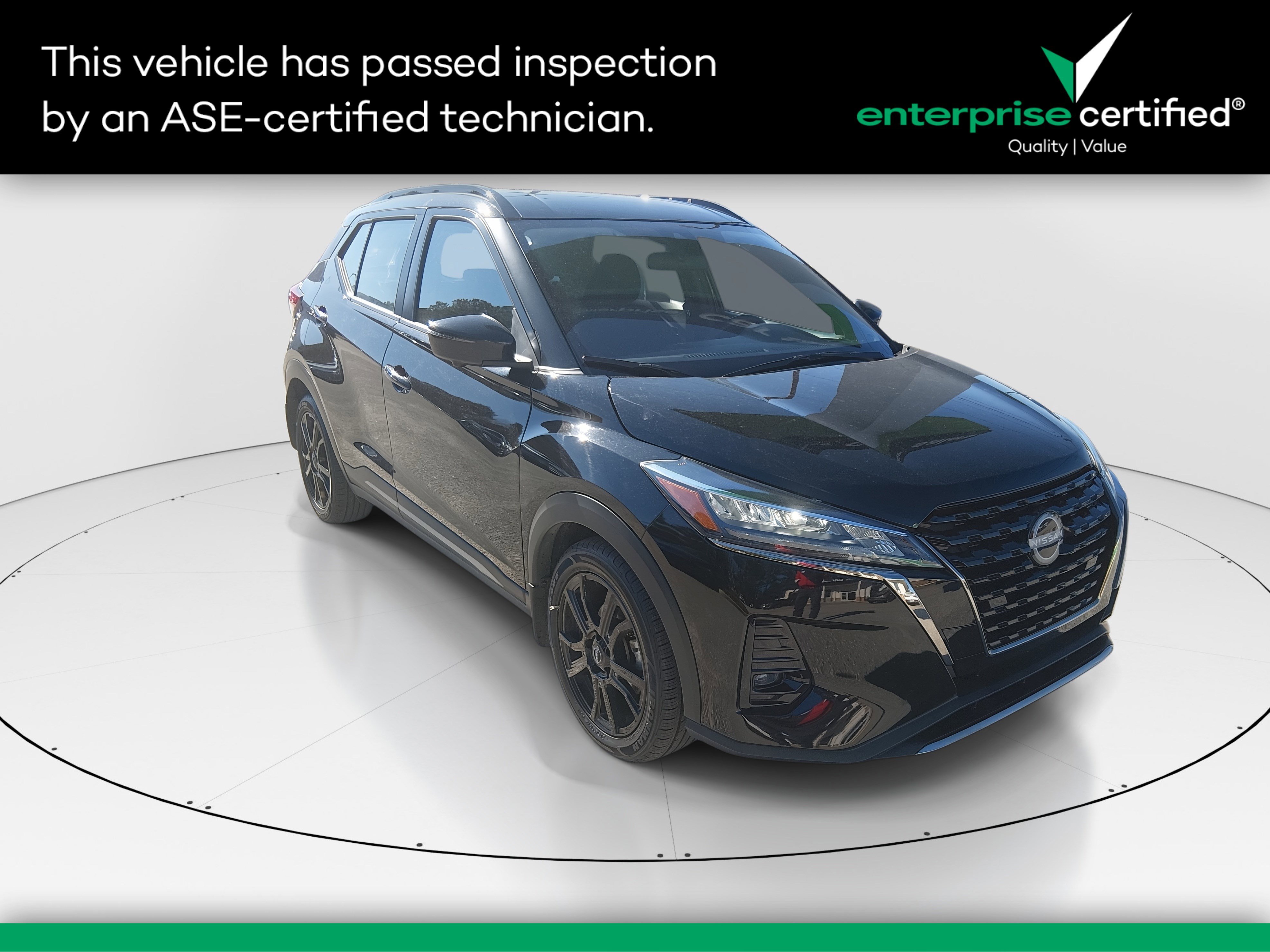 2023 Nissan Kicks SR