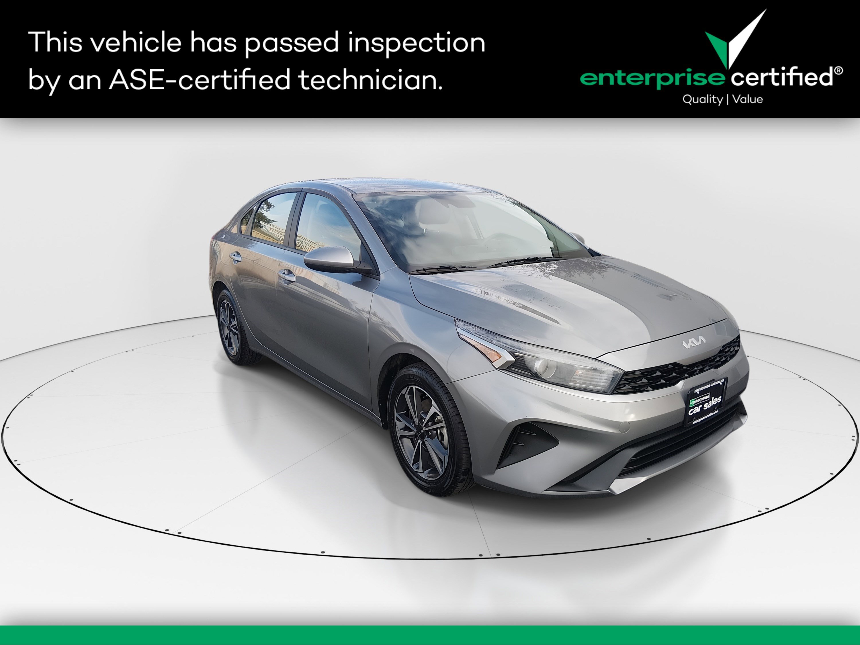 2024 Kia Forte LXS's photo