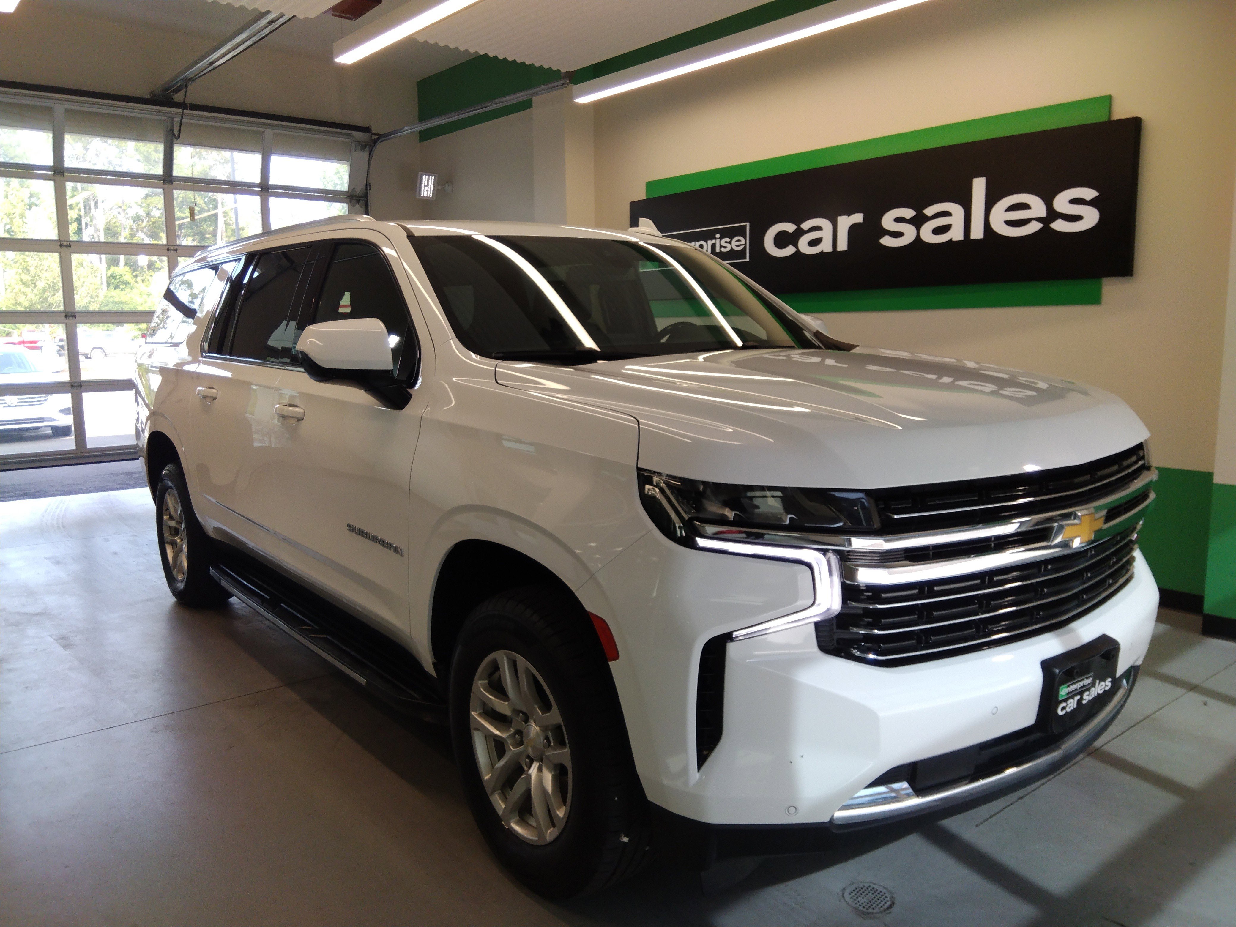 2022 Chevrolet Suburban 2WD 4dr LT