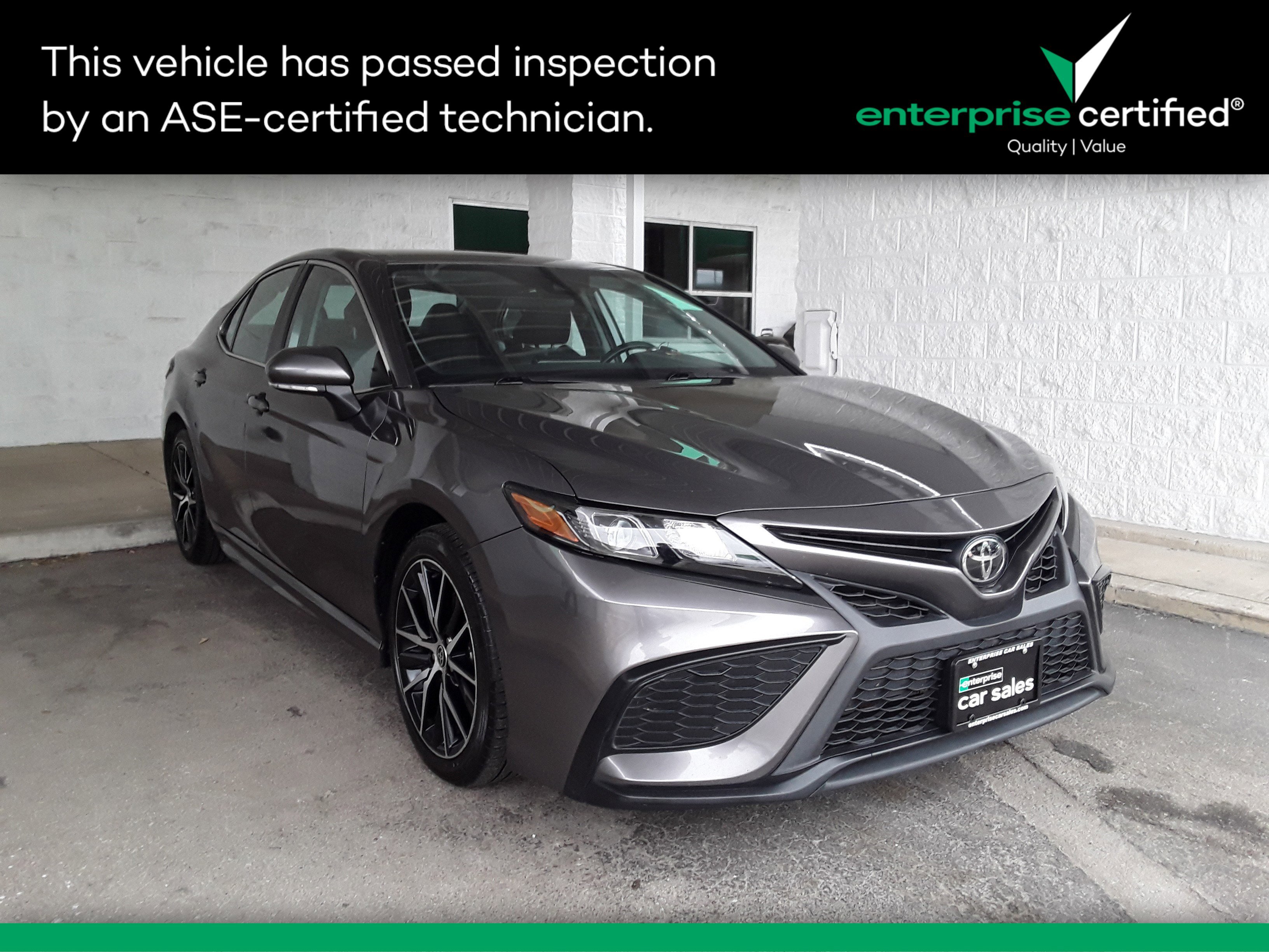 2023 Toyota Camry SE Auto