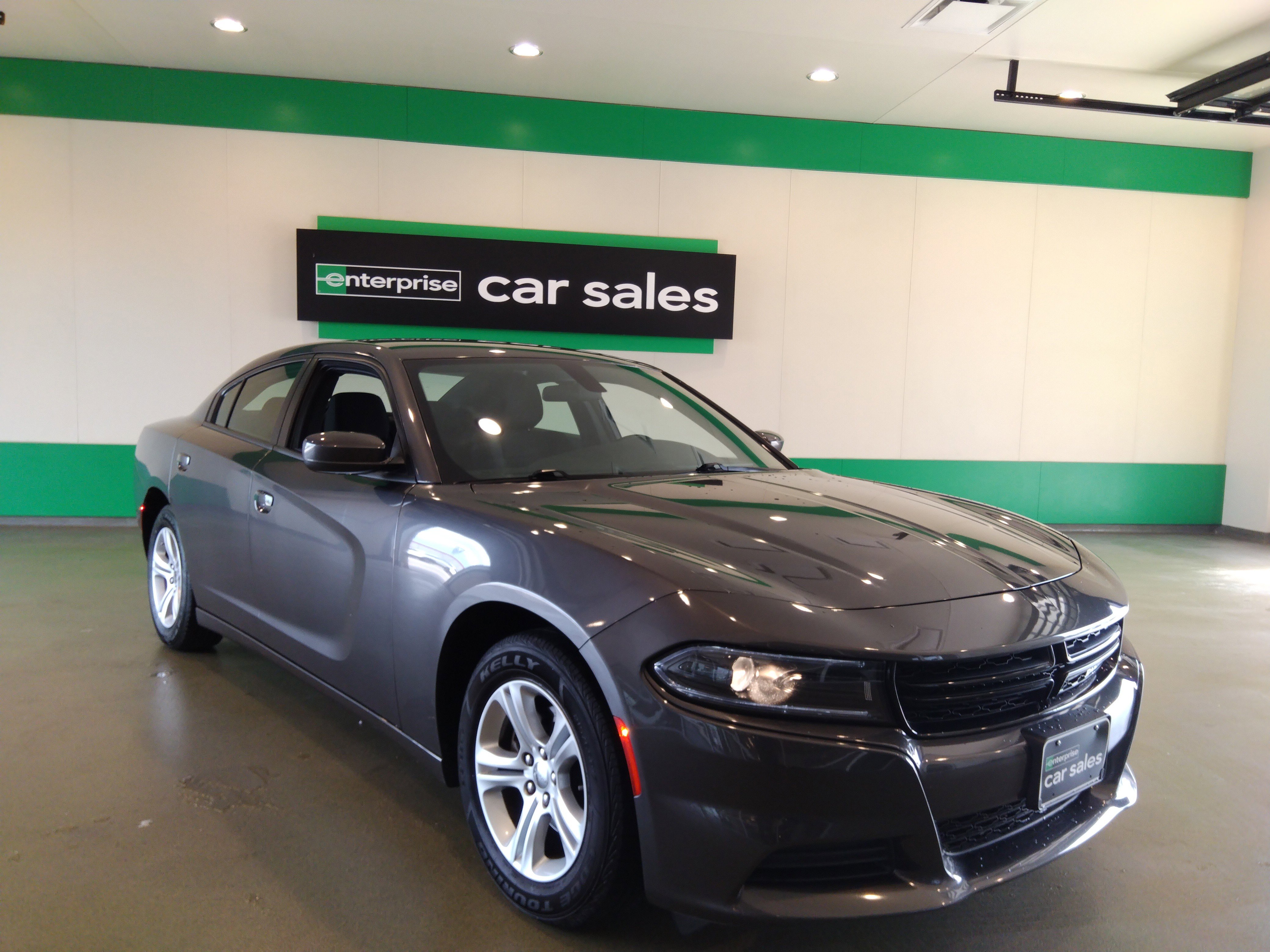 2022 Dodge Charger SXT RWD