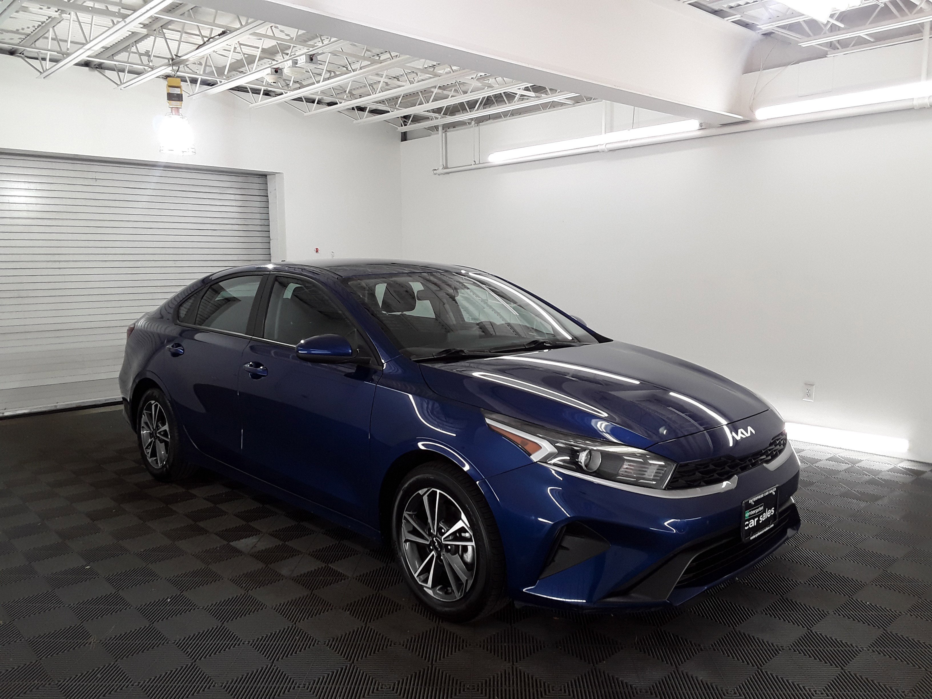 2023 Kia Forte LXS IVT
