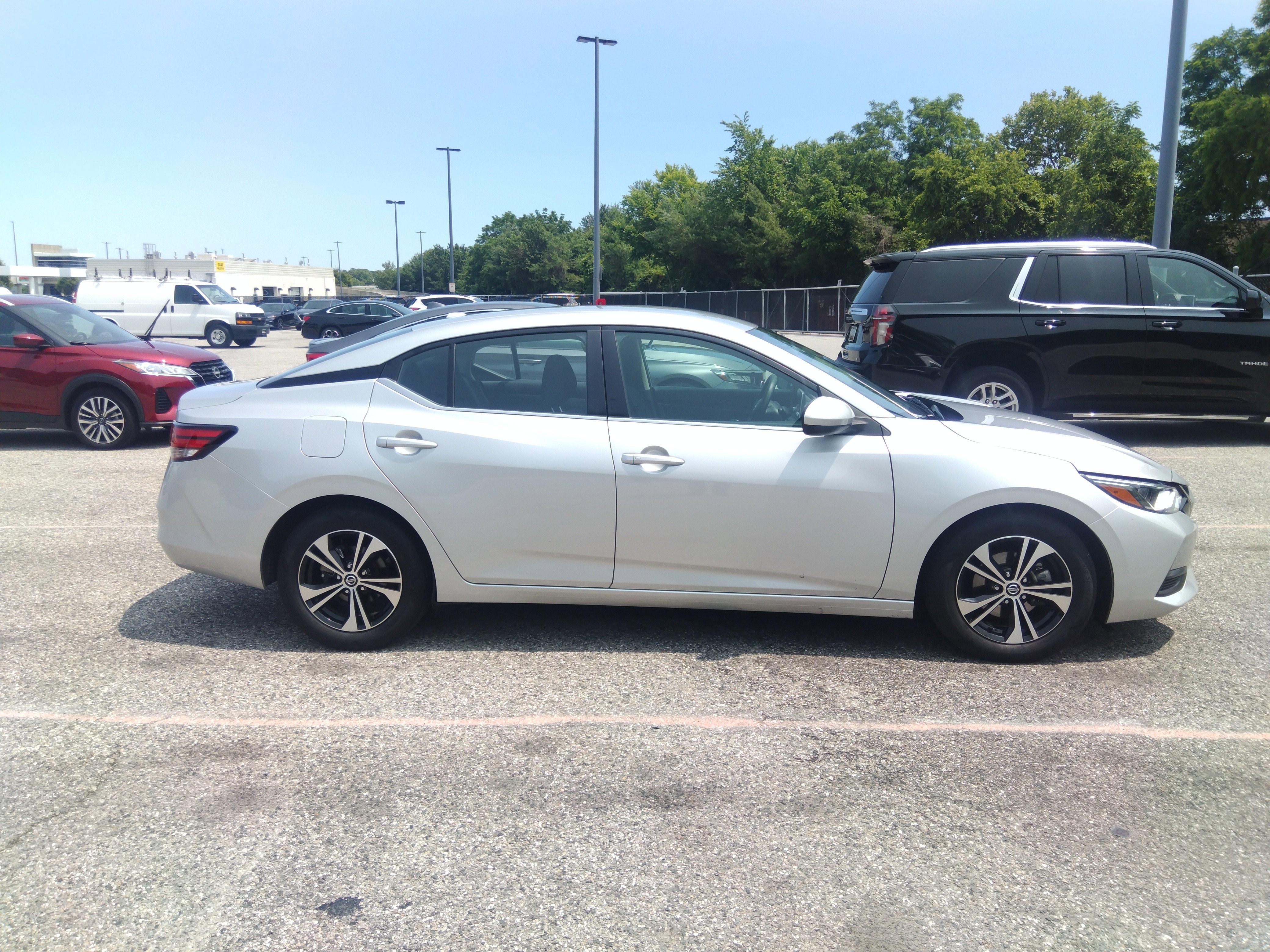 2023 Nissan Sentra SV CVT