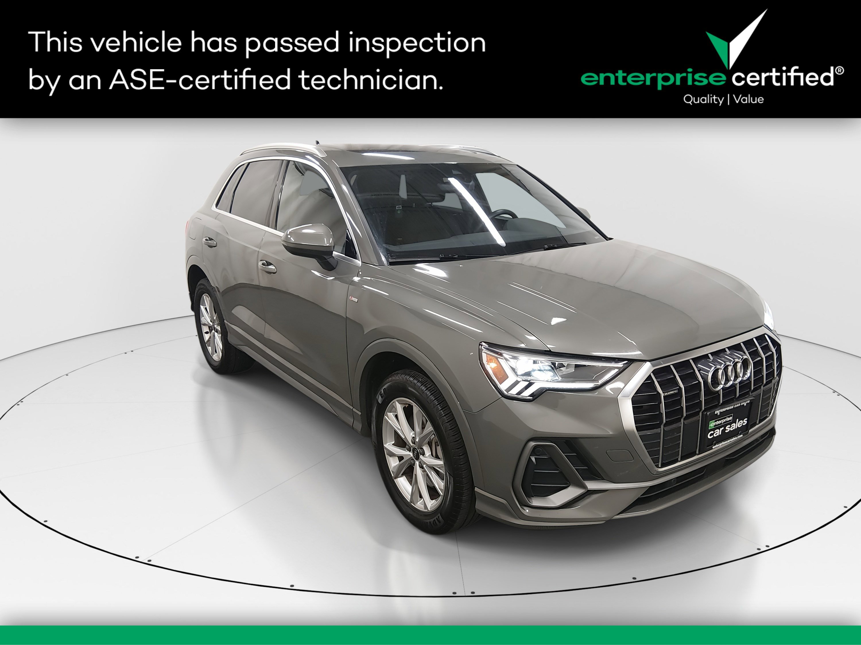 2025 Audi Q3 S Line Premium's photo