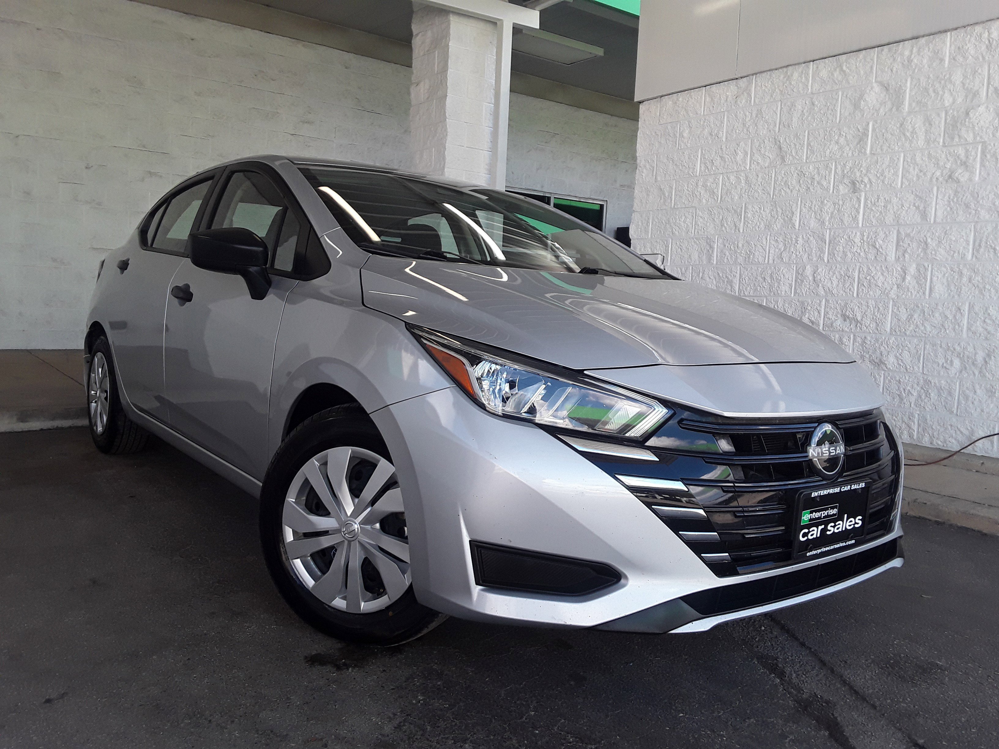 Used 2024 Nissan Versa S CVT