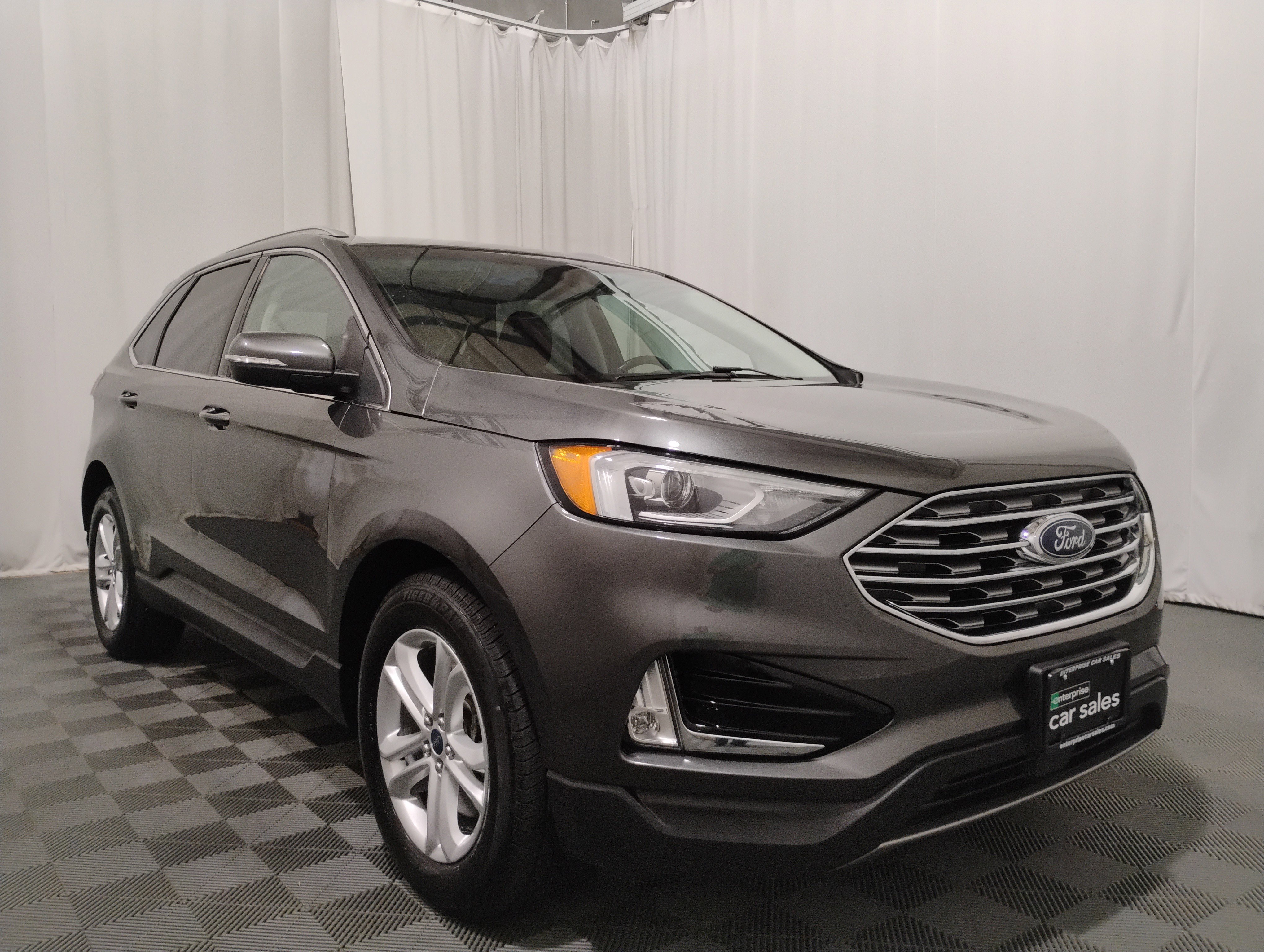 Used 2019 Ford Edge SEL AWD