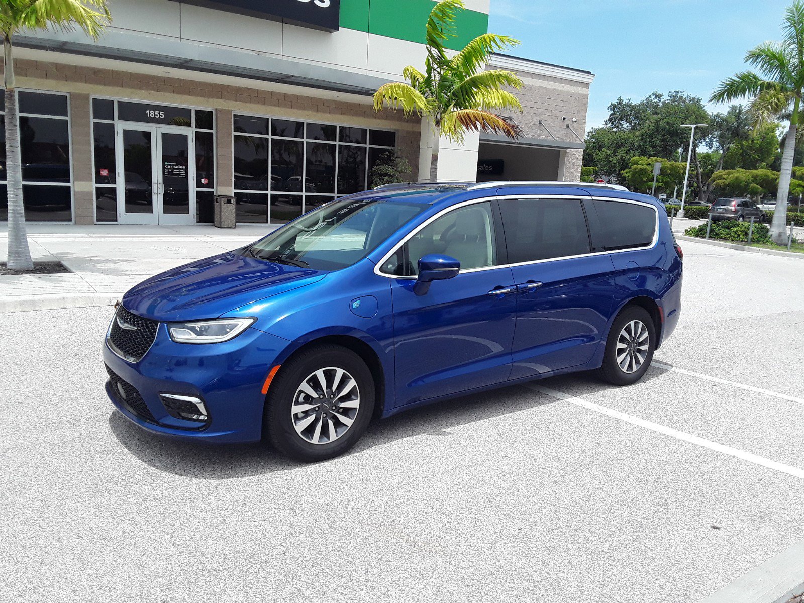 2021 Chrysler Pacifica Hybrid Touring L FWD