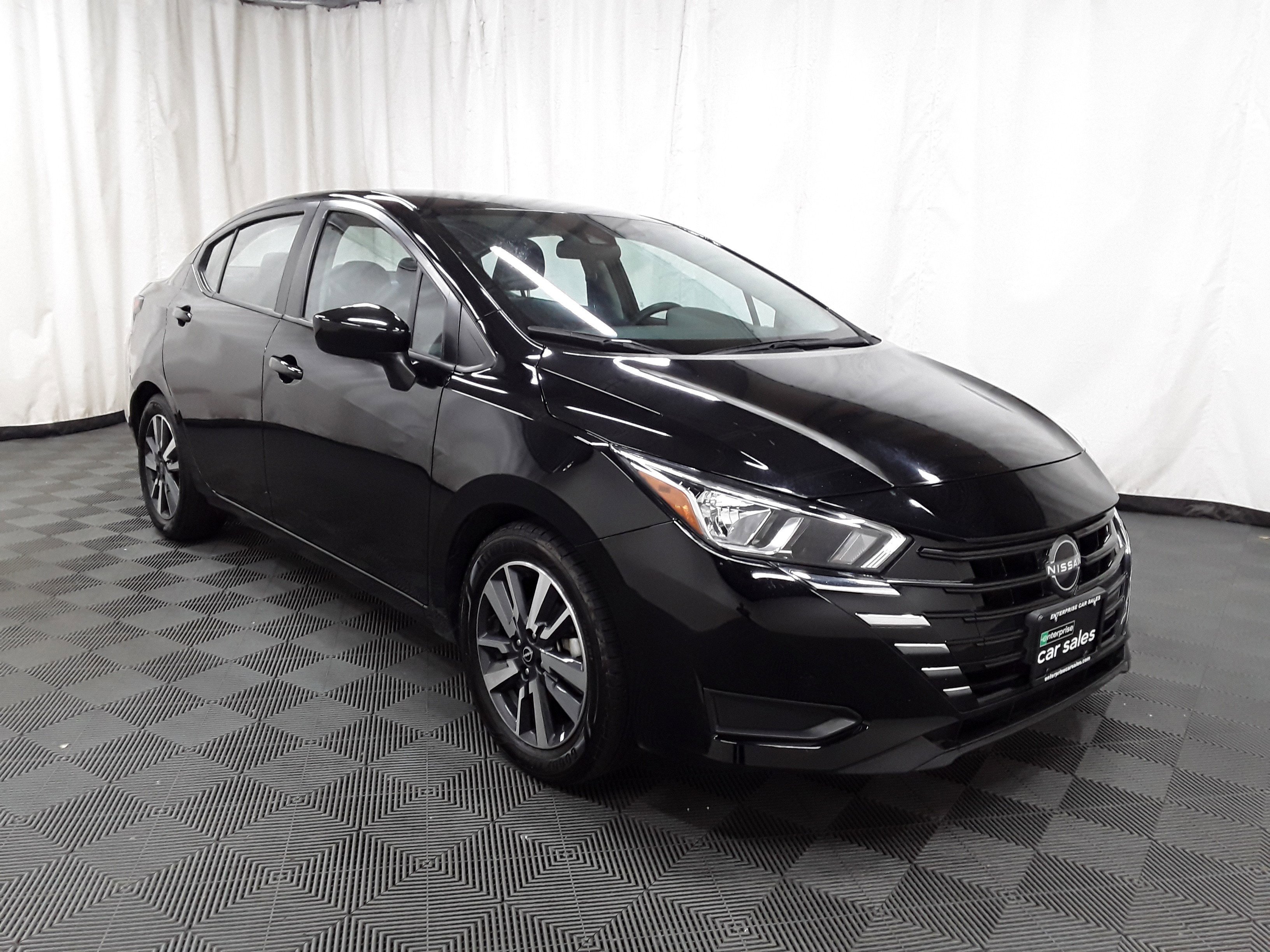 Used 2023 Nissan Versa SV CVT