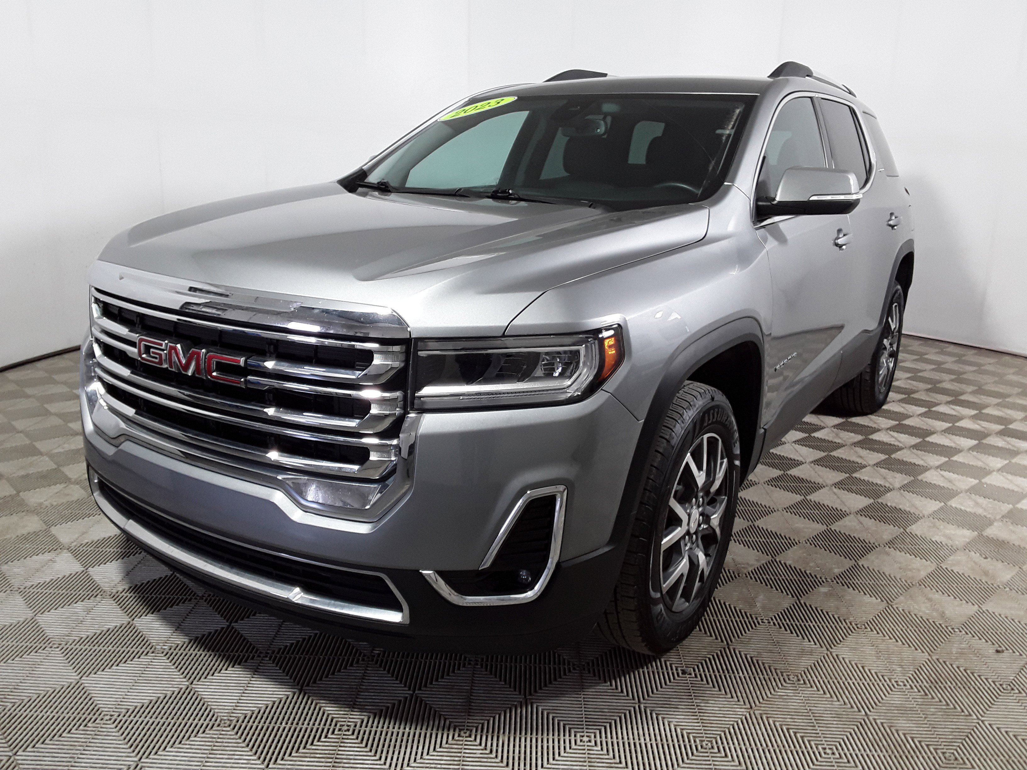 Image 7 of Used 2023 GMC Acadia FWD 4dr SLT