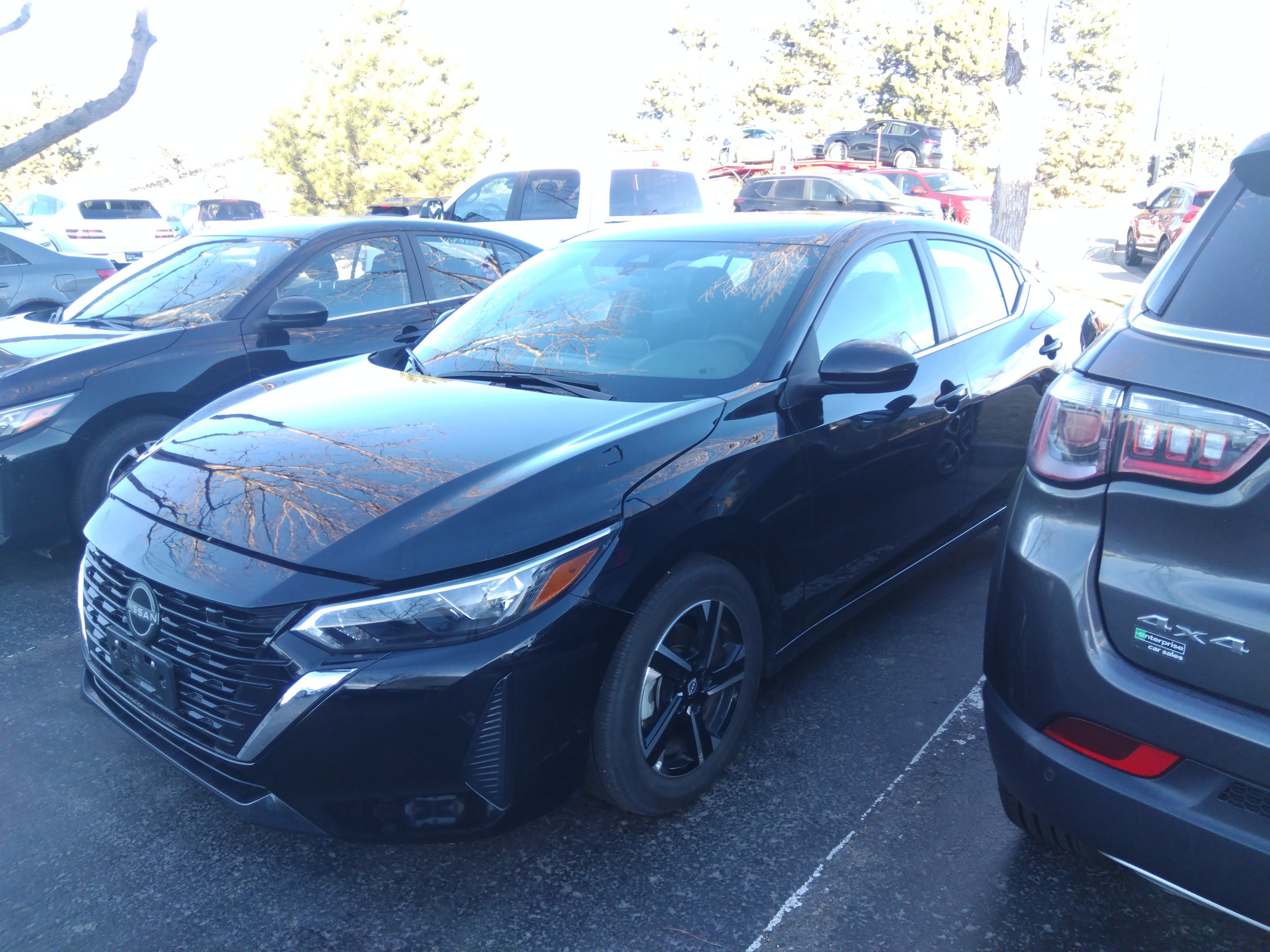 2025 Nissan Sentra SV's photo