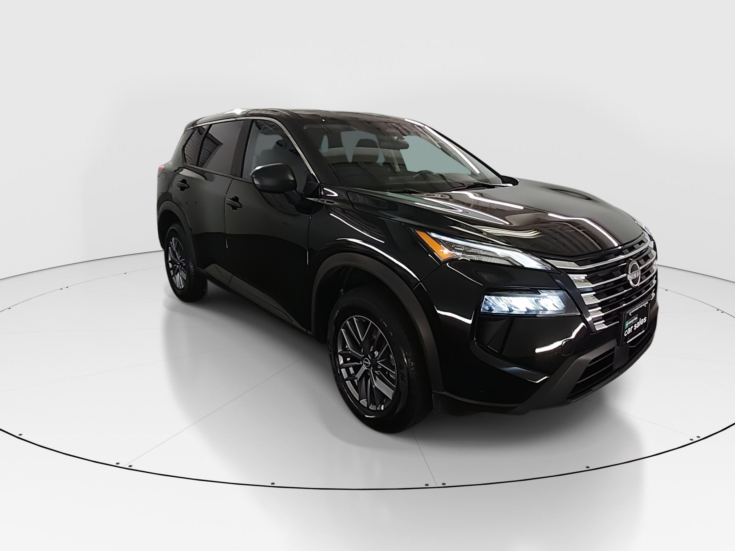 2024 Nissan Rogue S's photo