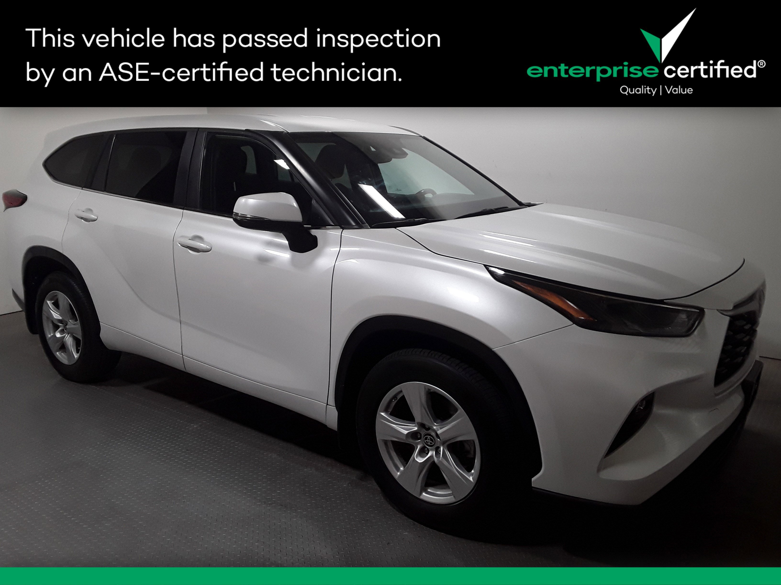 2023 Toyota Highlander LE FWD