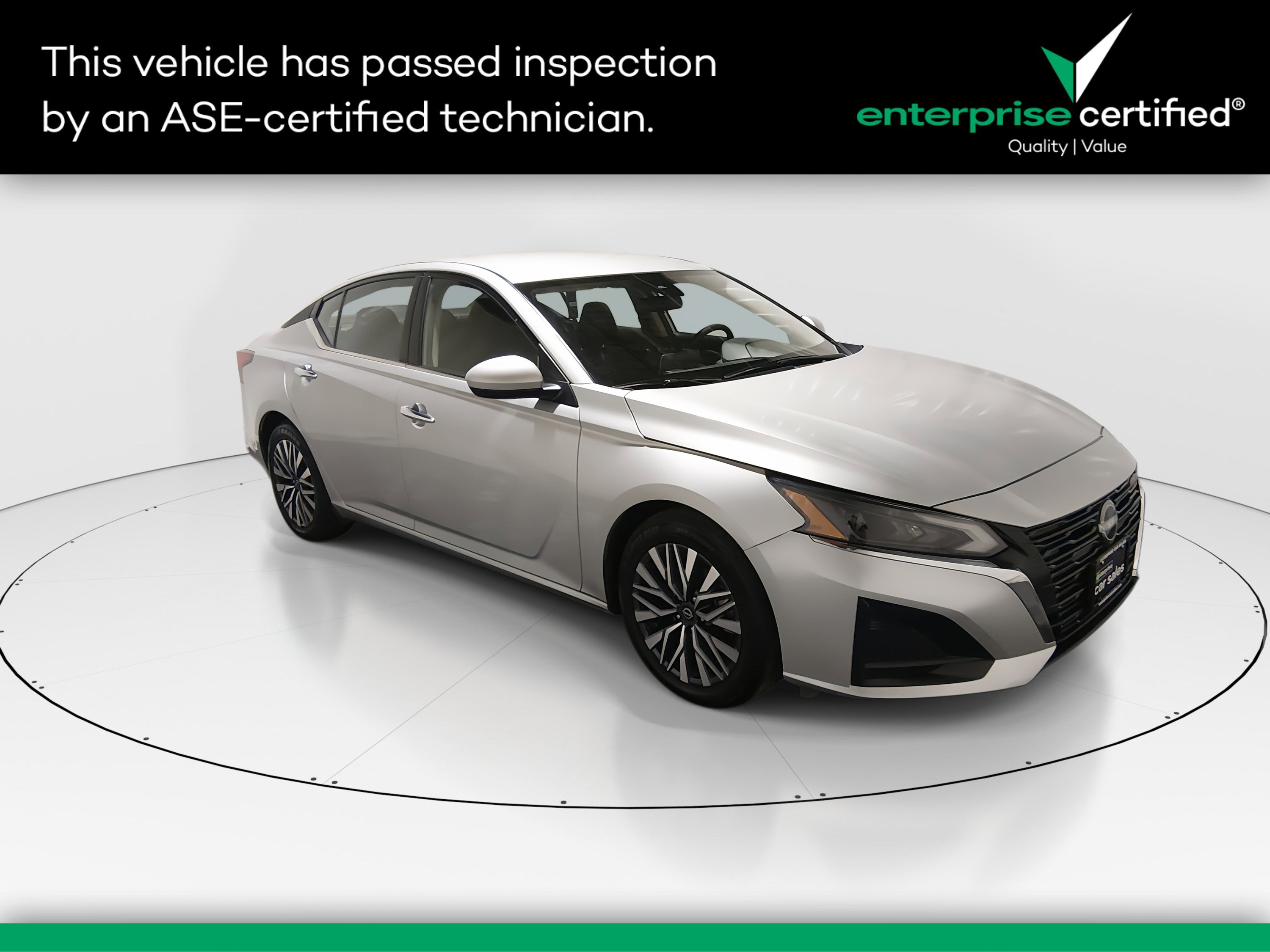 2023 Nissan Altima SV's photo