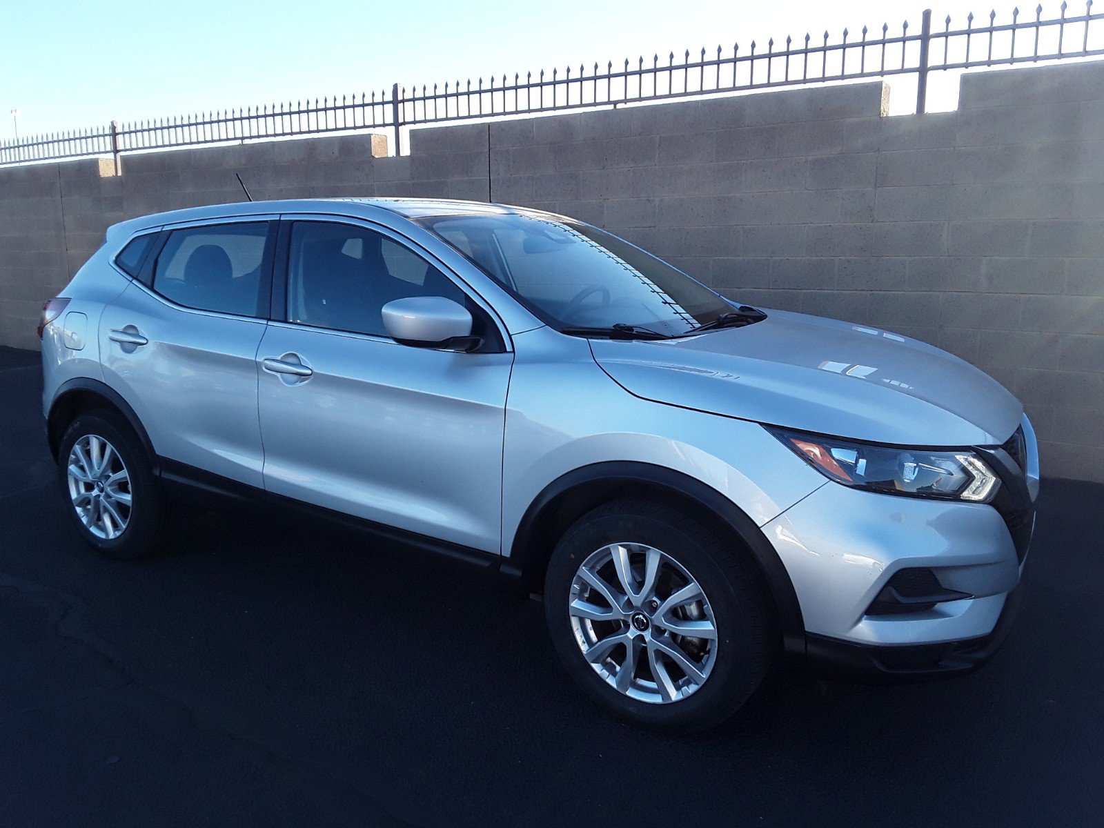 2022 Nissan Rogue Sport AWD S