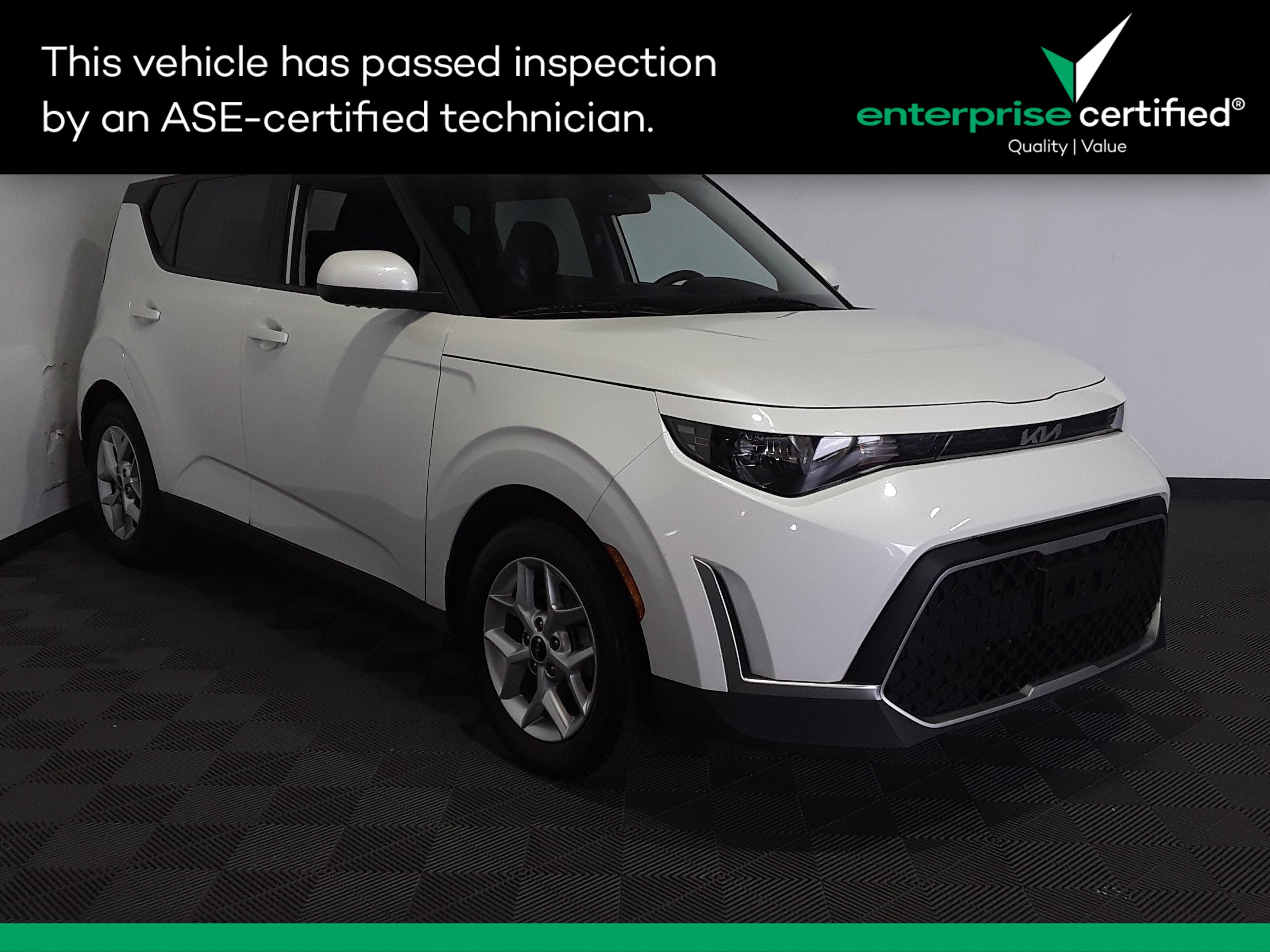 Used 2023 Kia Soul LX IVT