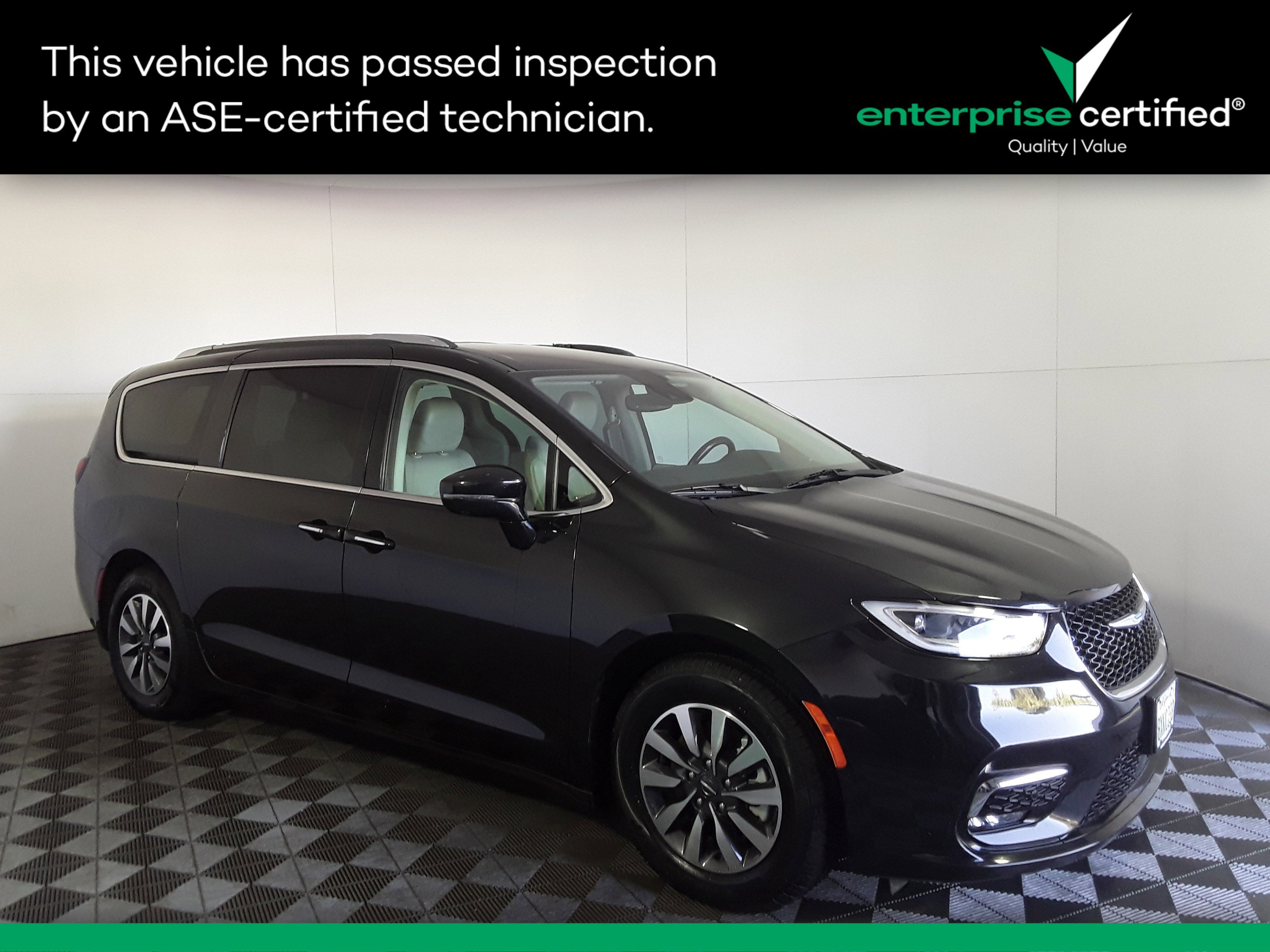 2021 Chrysler Pacifica Hybrid Touring L FWD