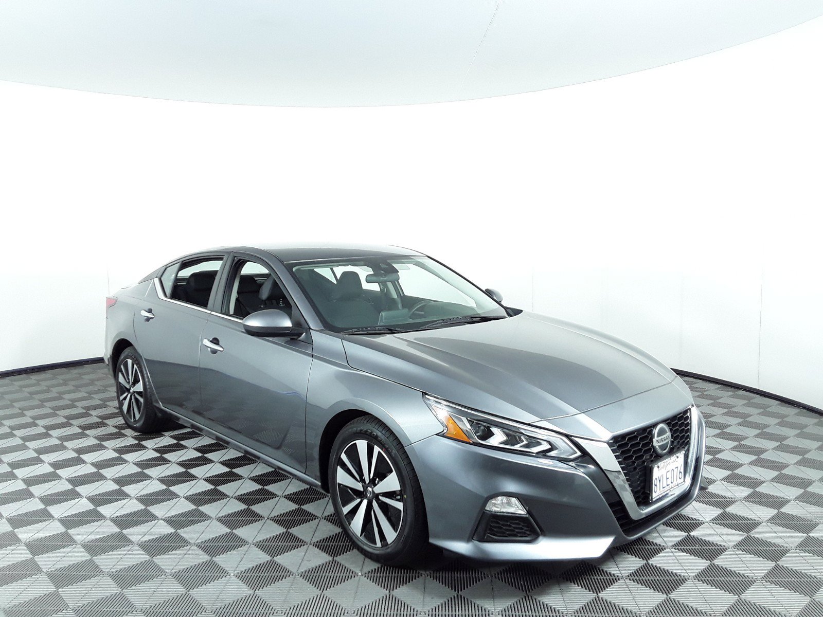 2022 Nissan Altima 2.5 SV Sedan