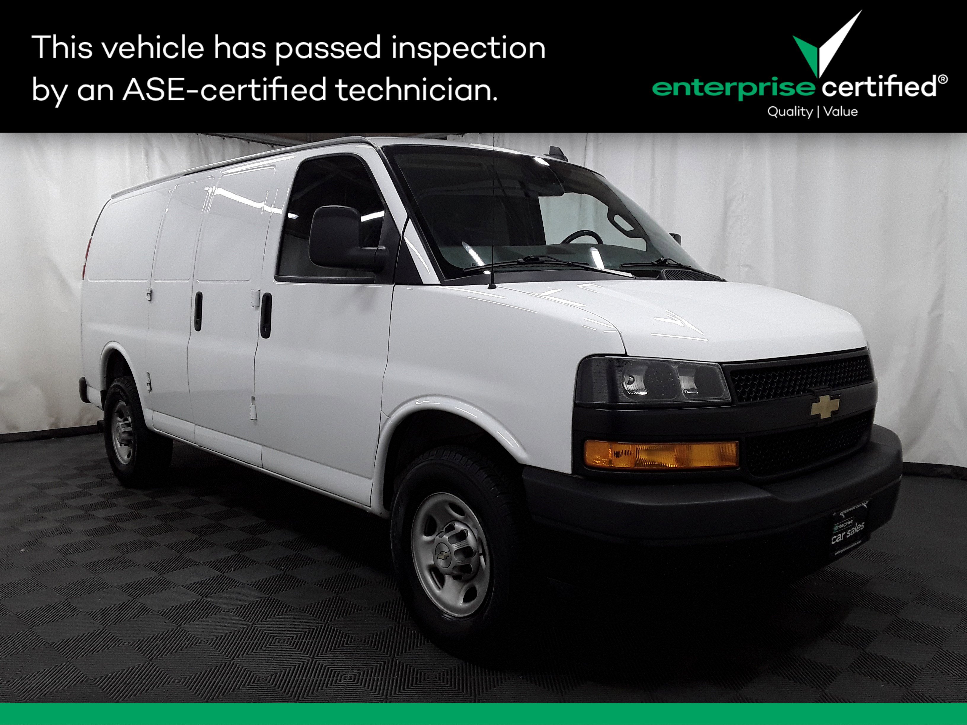 2022 Chevrolet Express Cargo Van RWD 2500 135