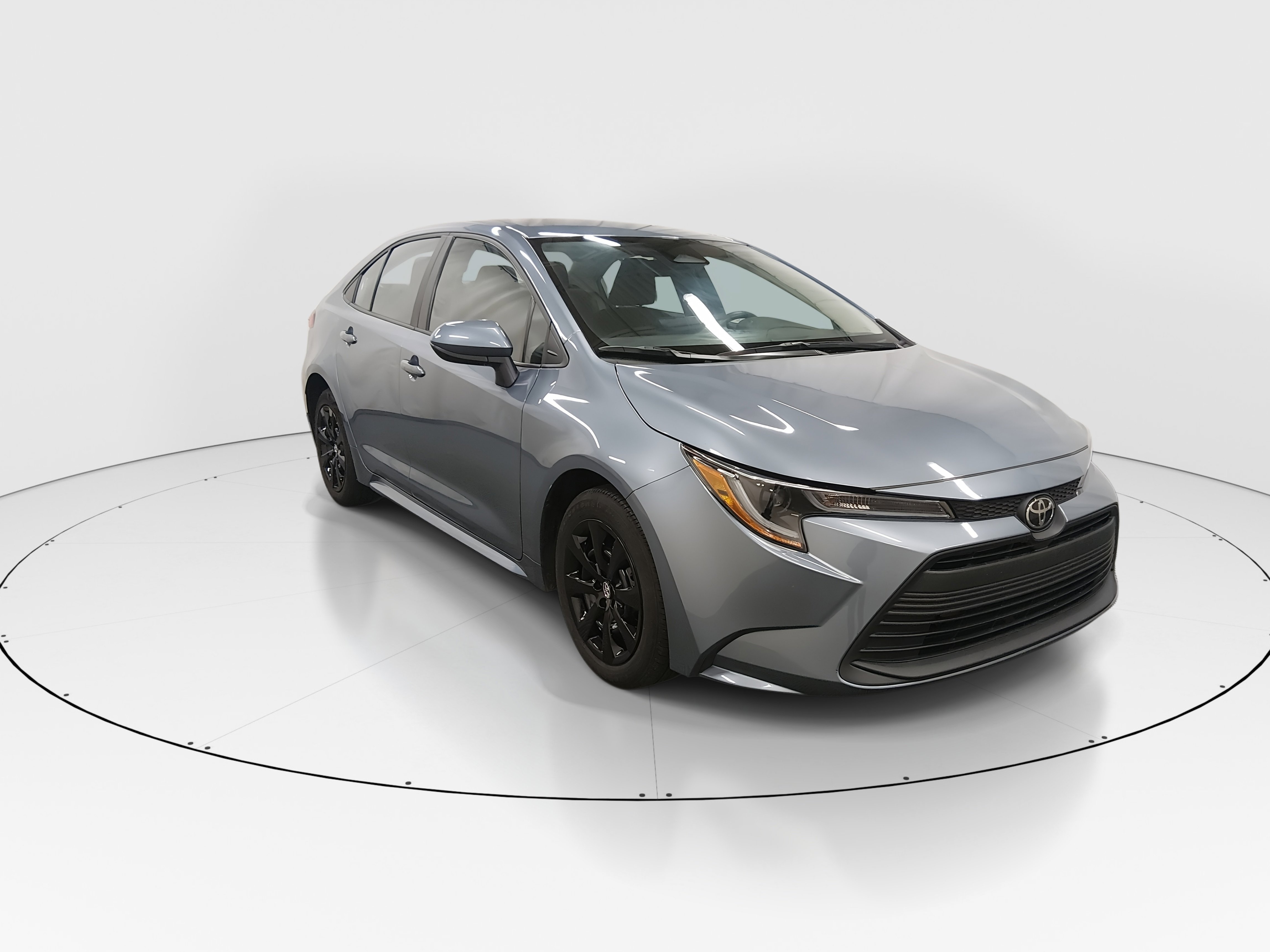 2024 Toyota Corolla LE's photo