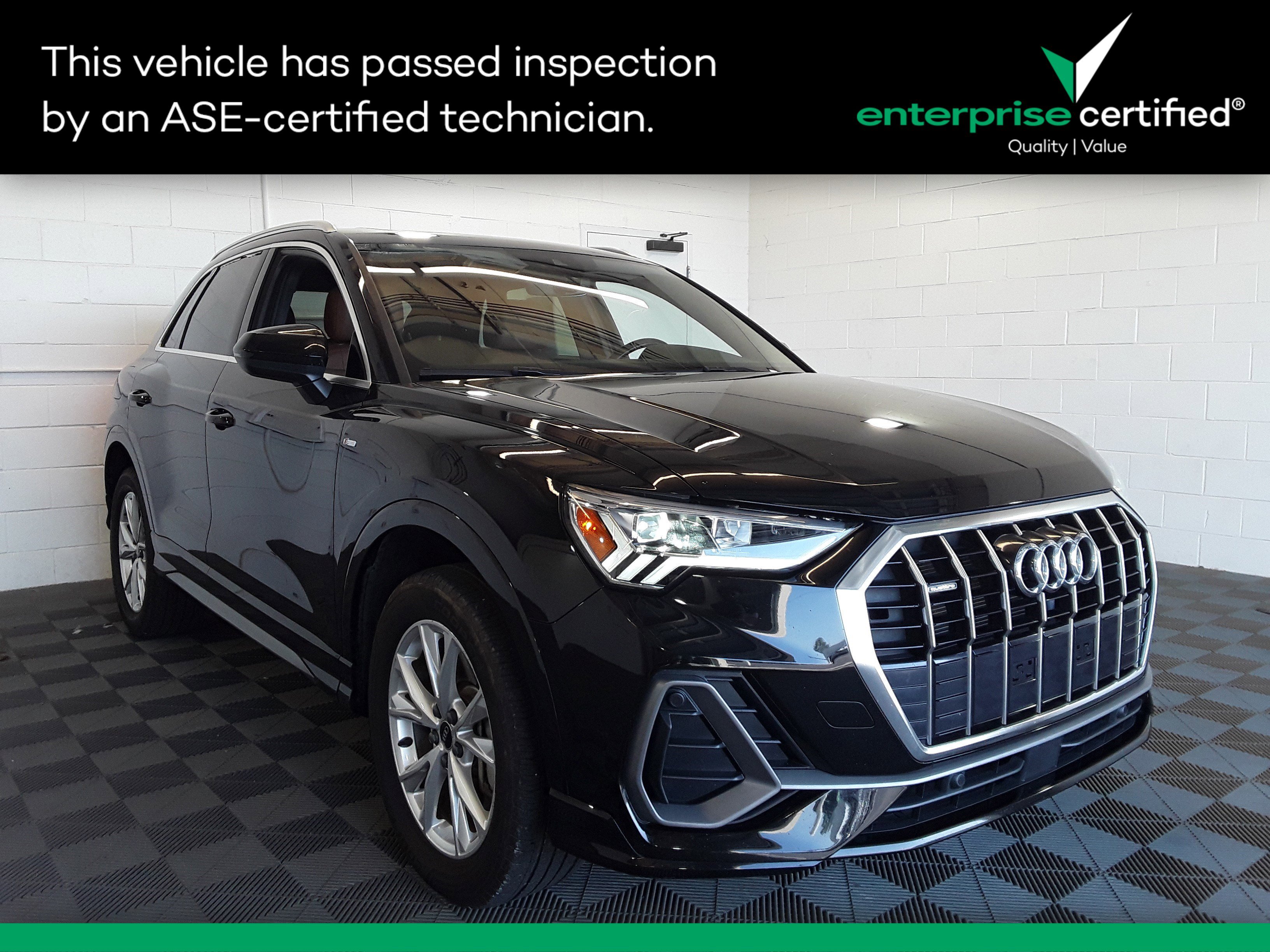 2023 Audi Q3 S line Premium 45 TFSI quattro