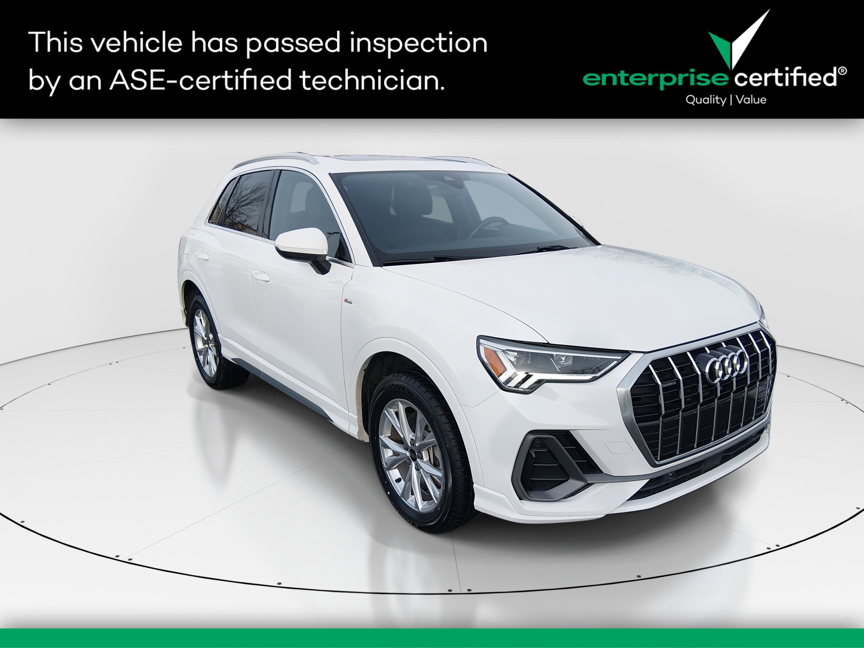 2023 Audi Q3 S Line Premium's photo