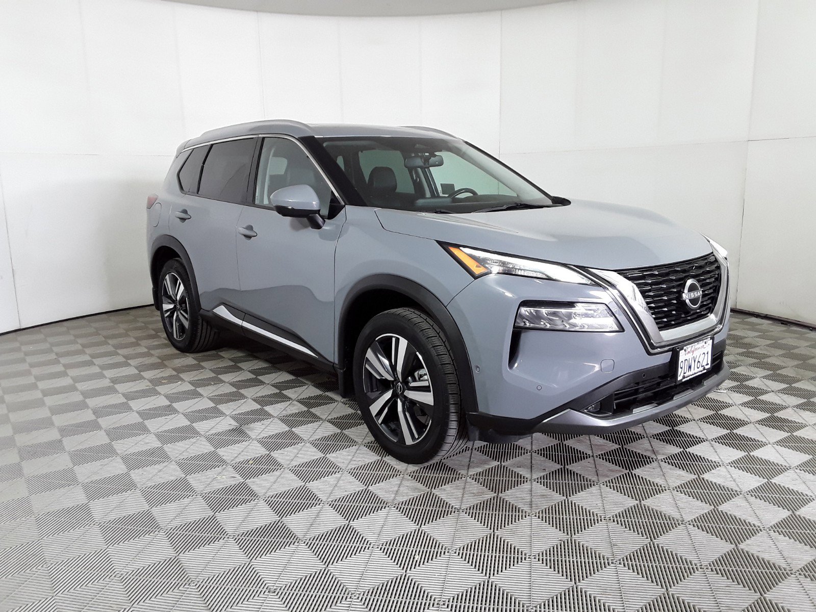 2022 Nissan Rogue FWD SL