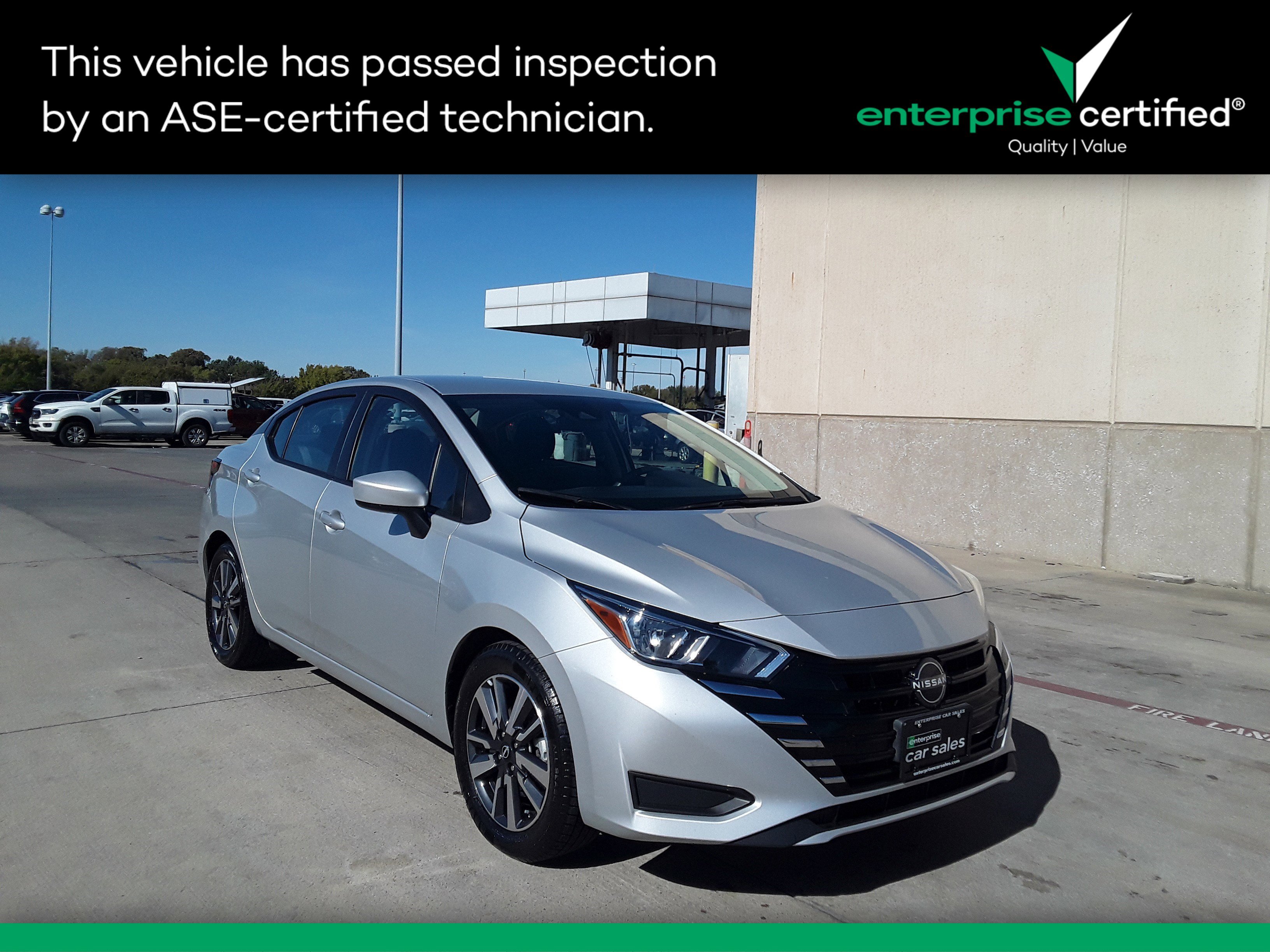 Used 2023 Nissan Versa SV CVT