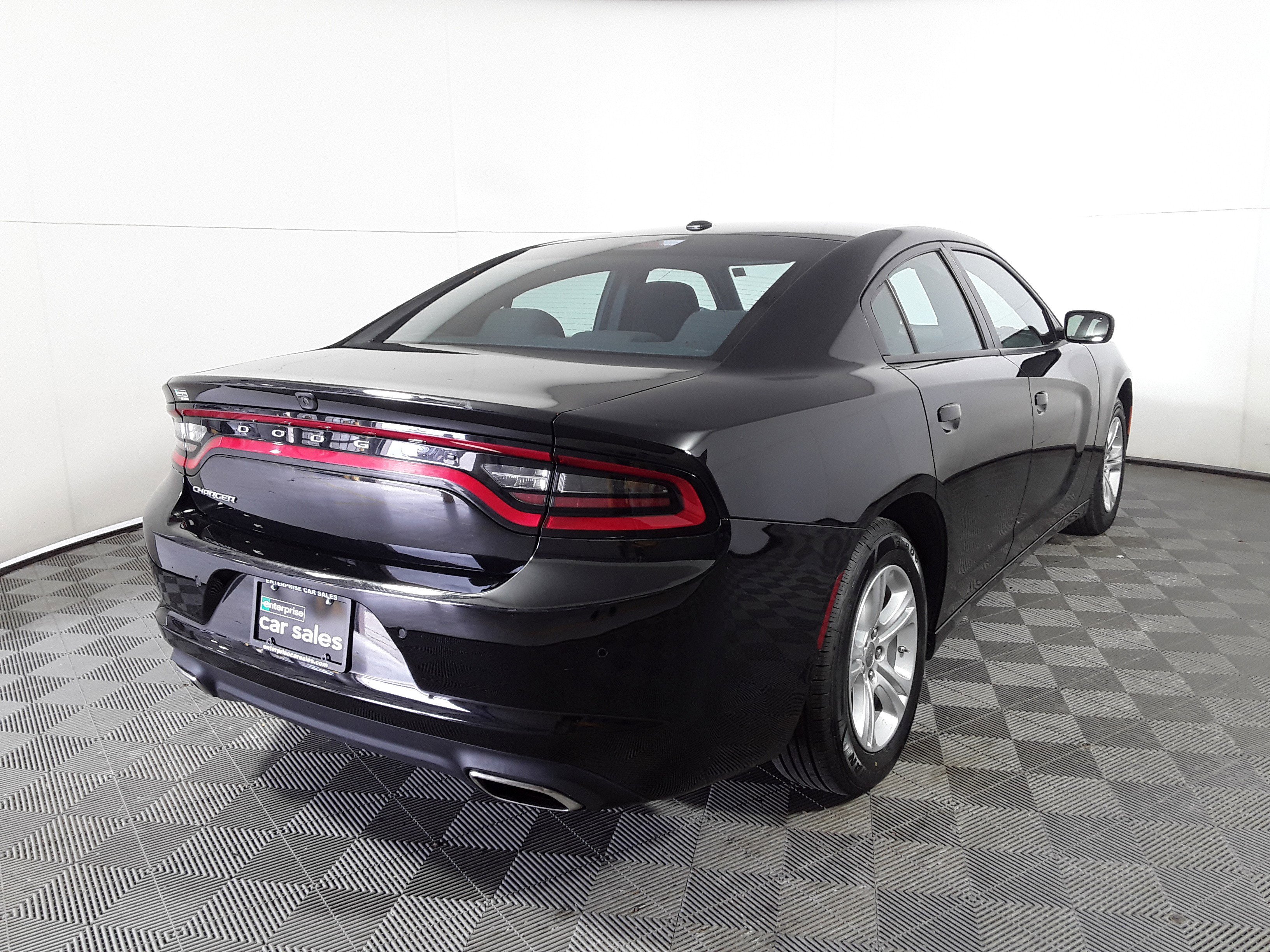 Image 4 of Used 2022 Dodge Charger SXT RWD