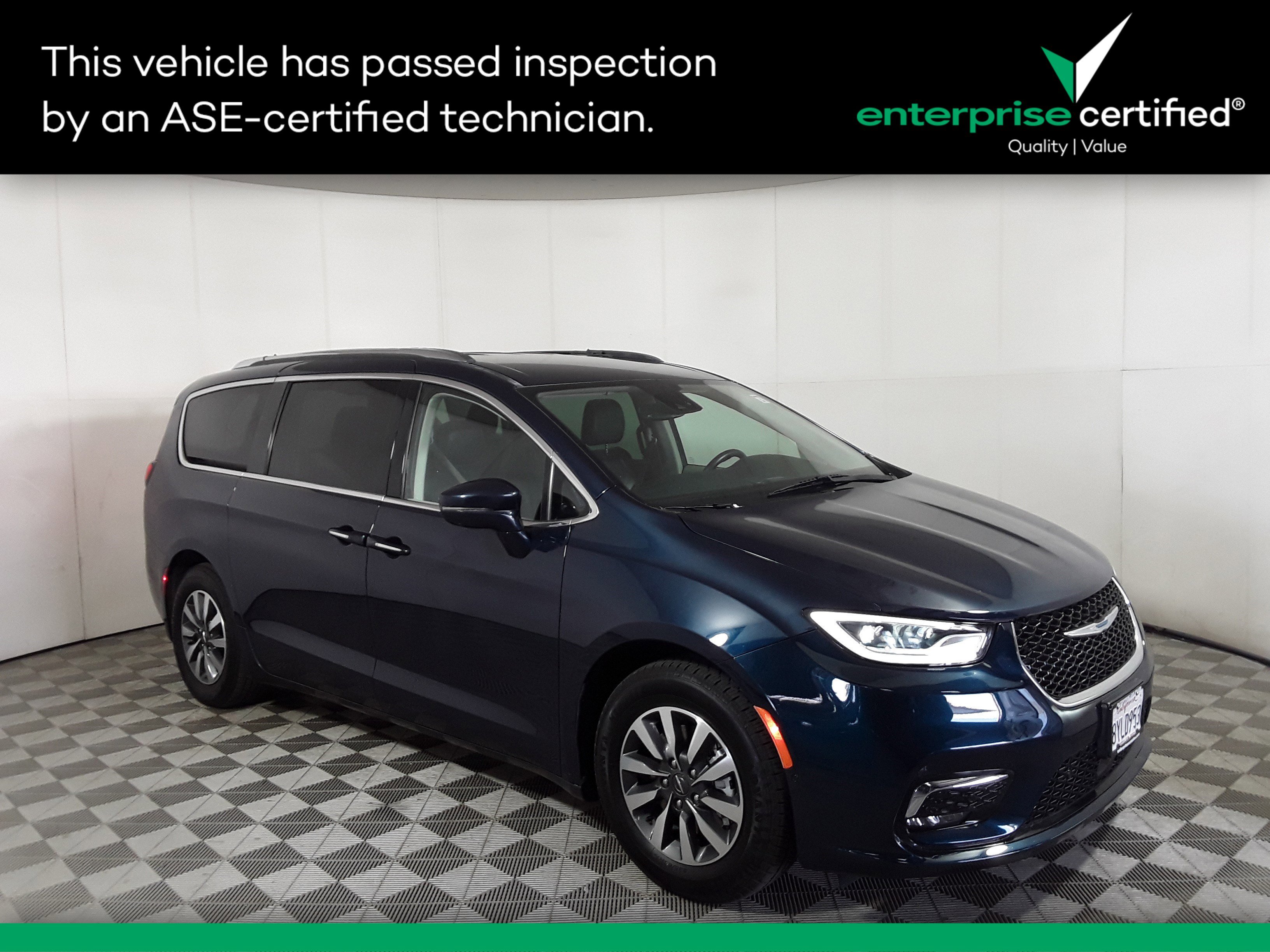 2021 Chrysler Pacifica Hybrid Touring L FWD