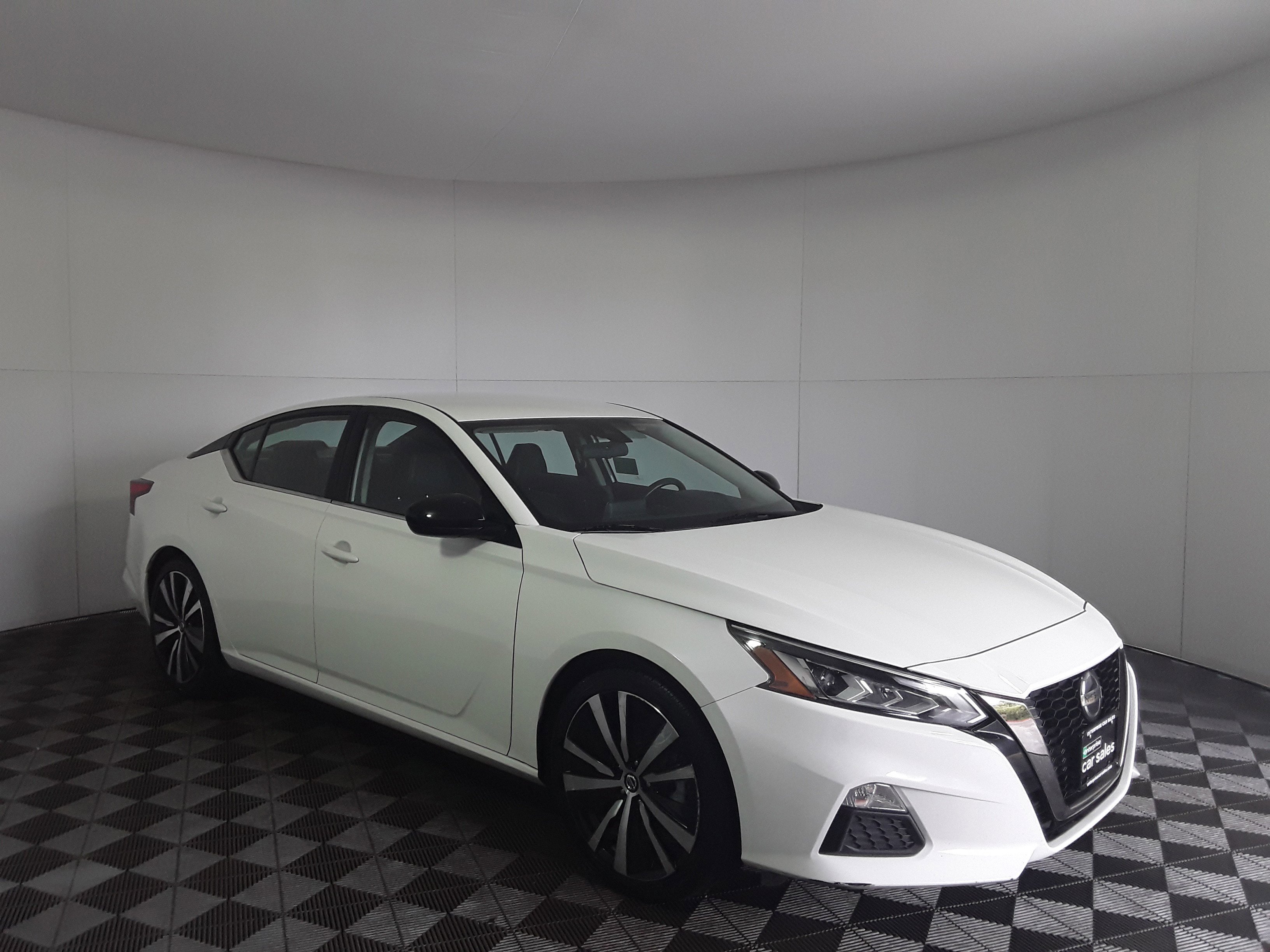2022 Nissan Altima 2.5 SR Sedan