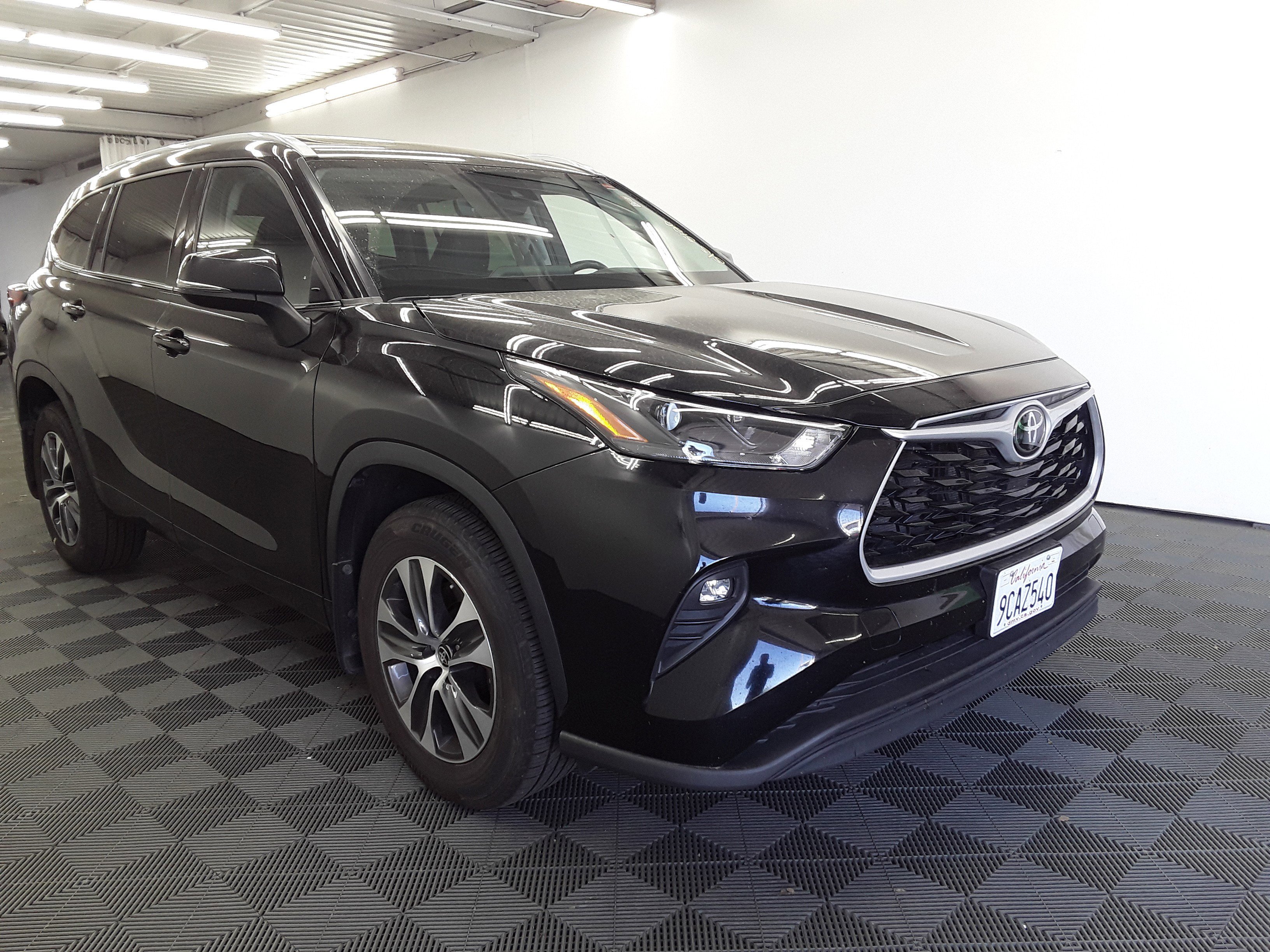 2022 Toyota Highlander XLE AWD