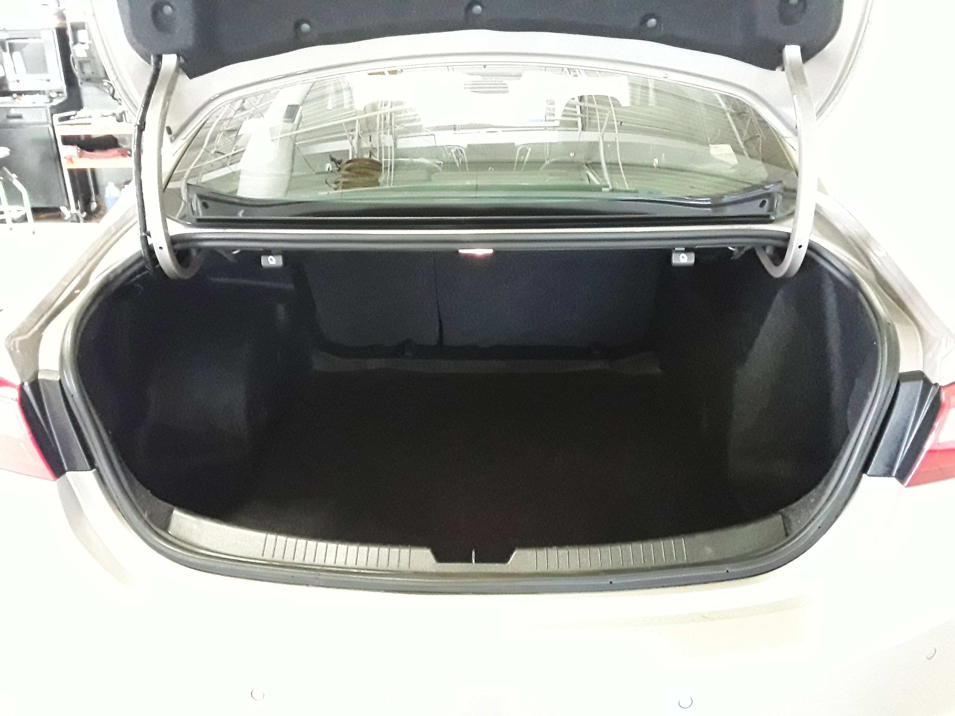 Image 8 of Used 2024 Chevrolet Malibu 4dr Sdn 1LT