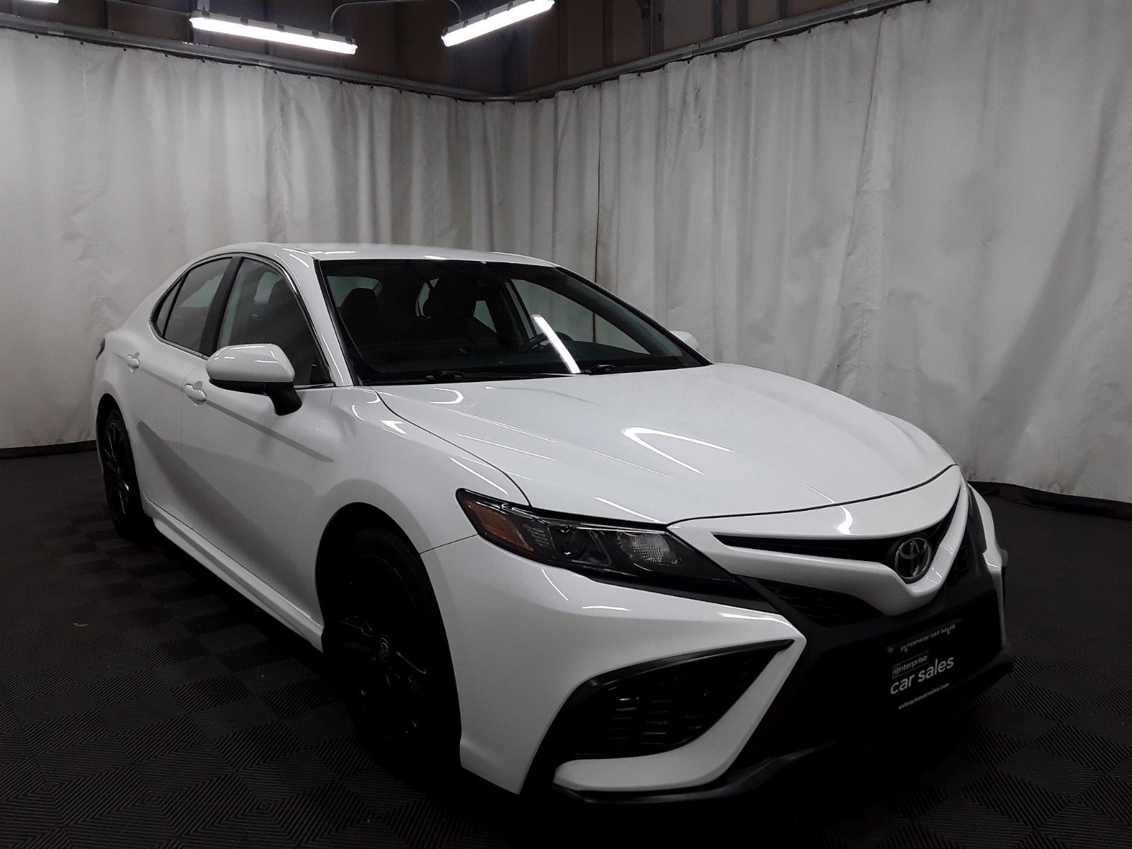 2021 Toyota Camry SE Auto