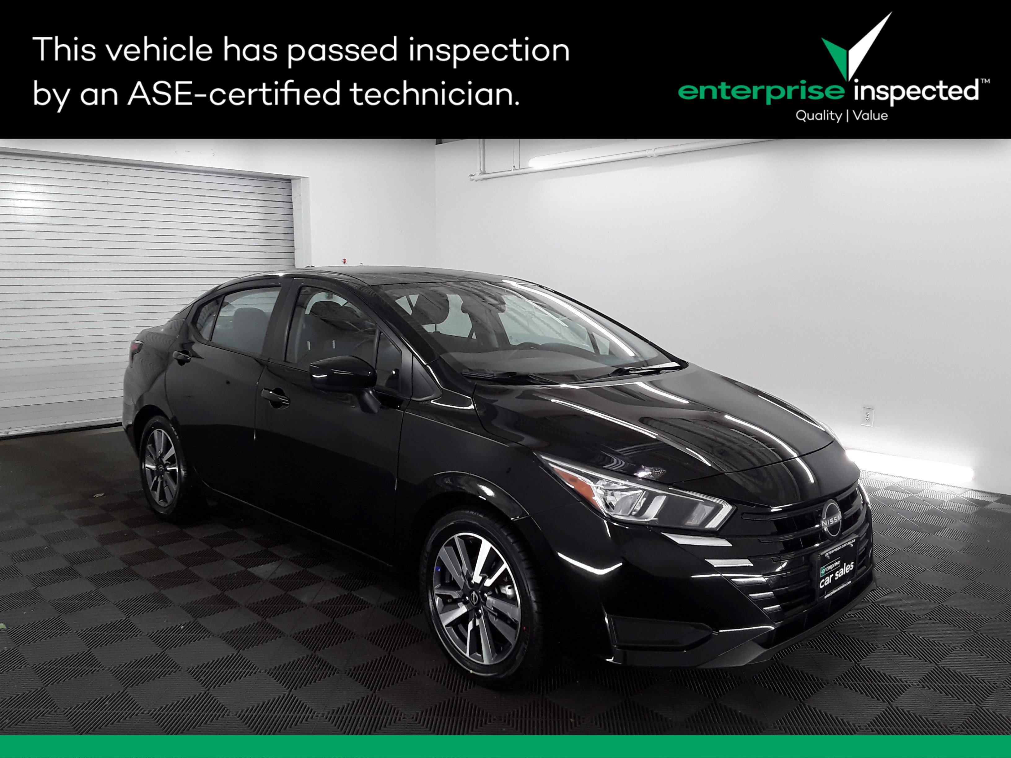 2023 Nissan Versa SV CVT