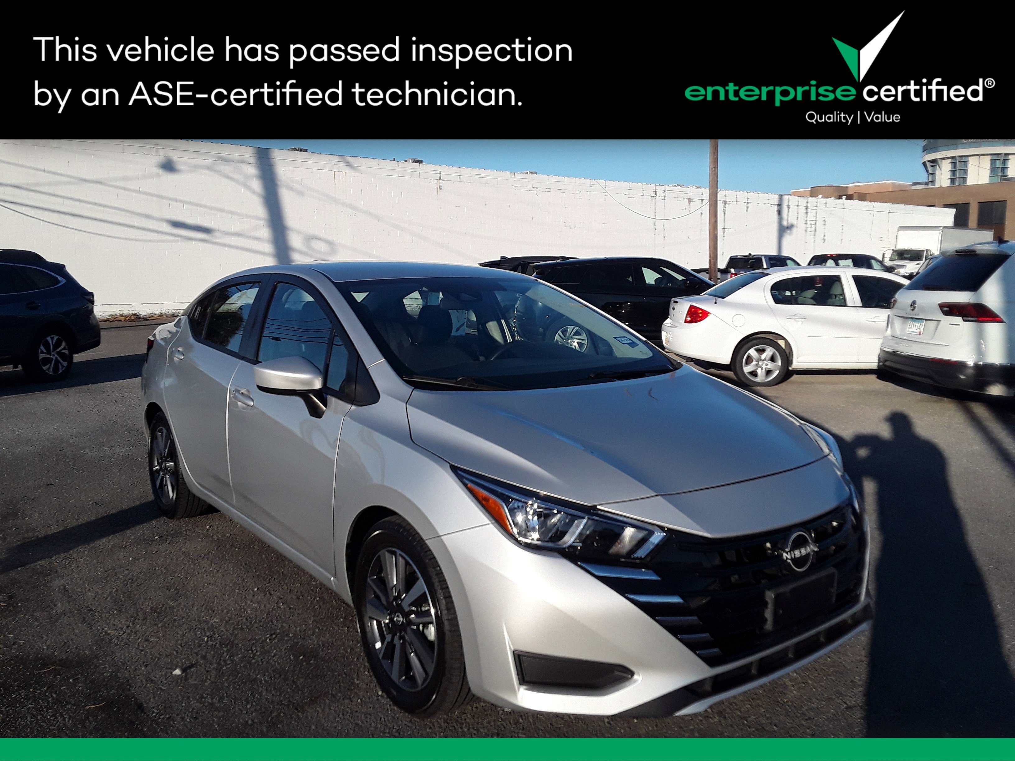 2023 Nissan Versa Sedan SV