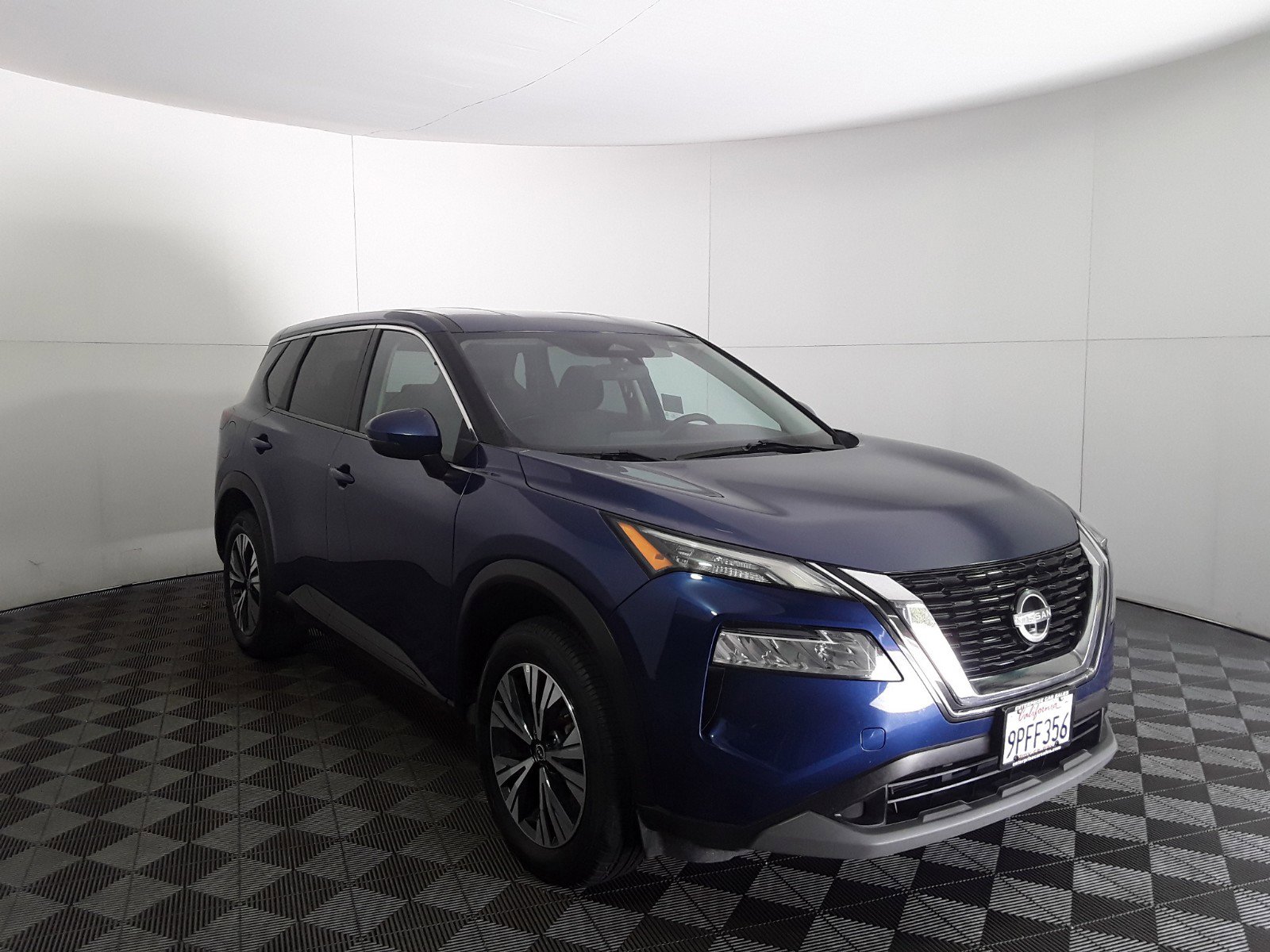 2022 Nissan Rogue AWD SV