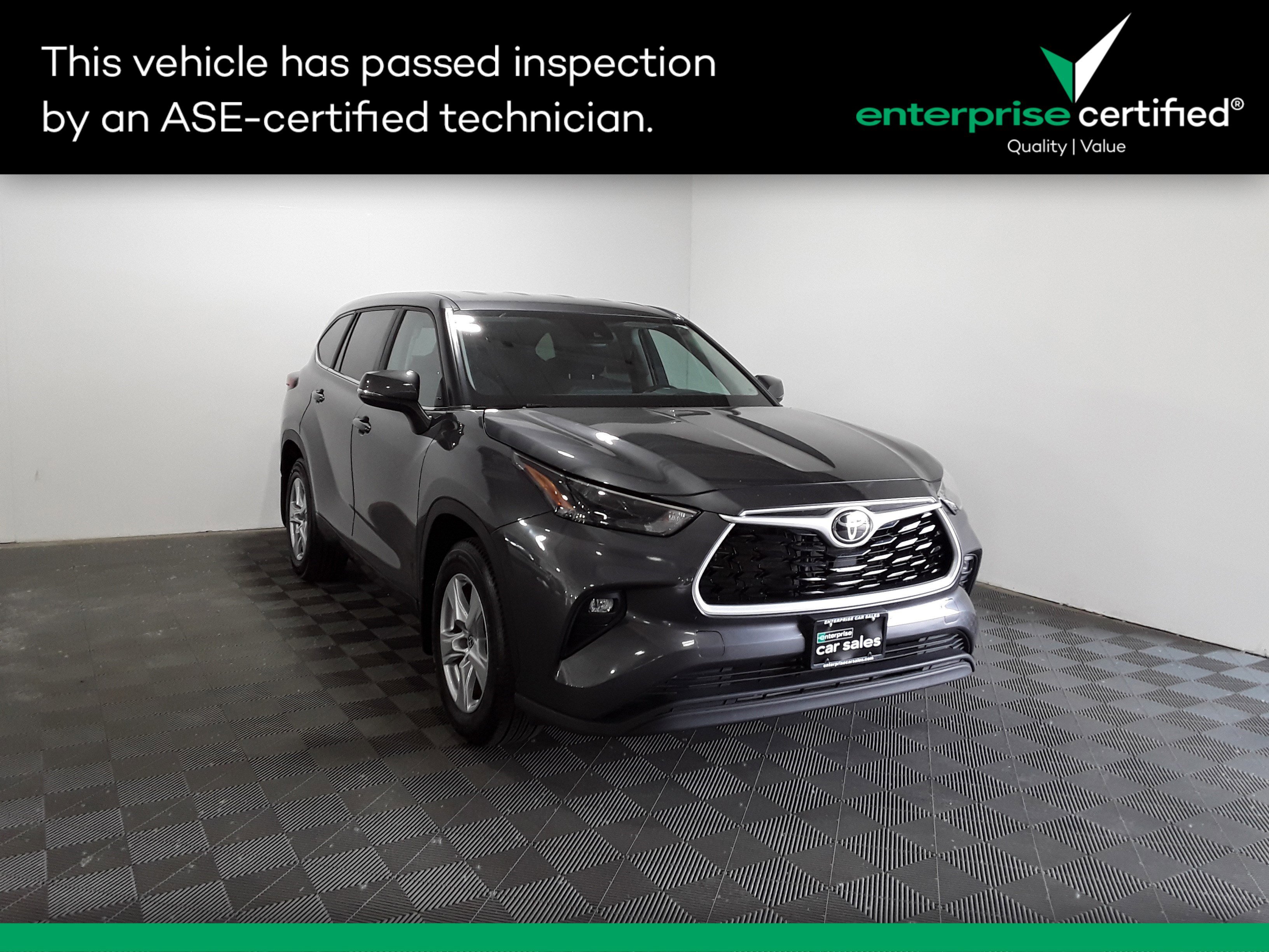 2023 Toyota Highlander LE FWD