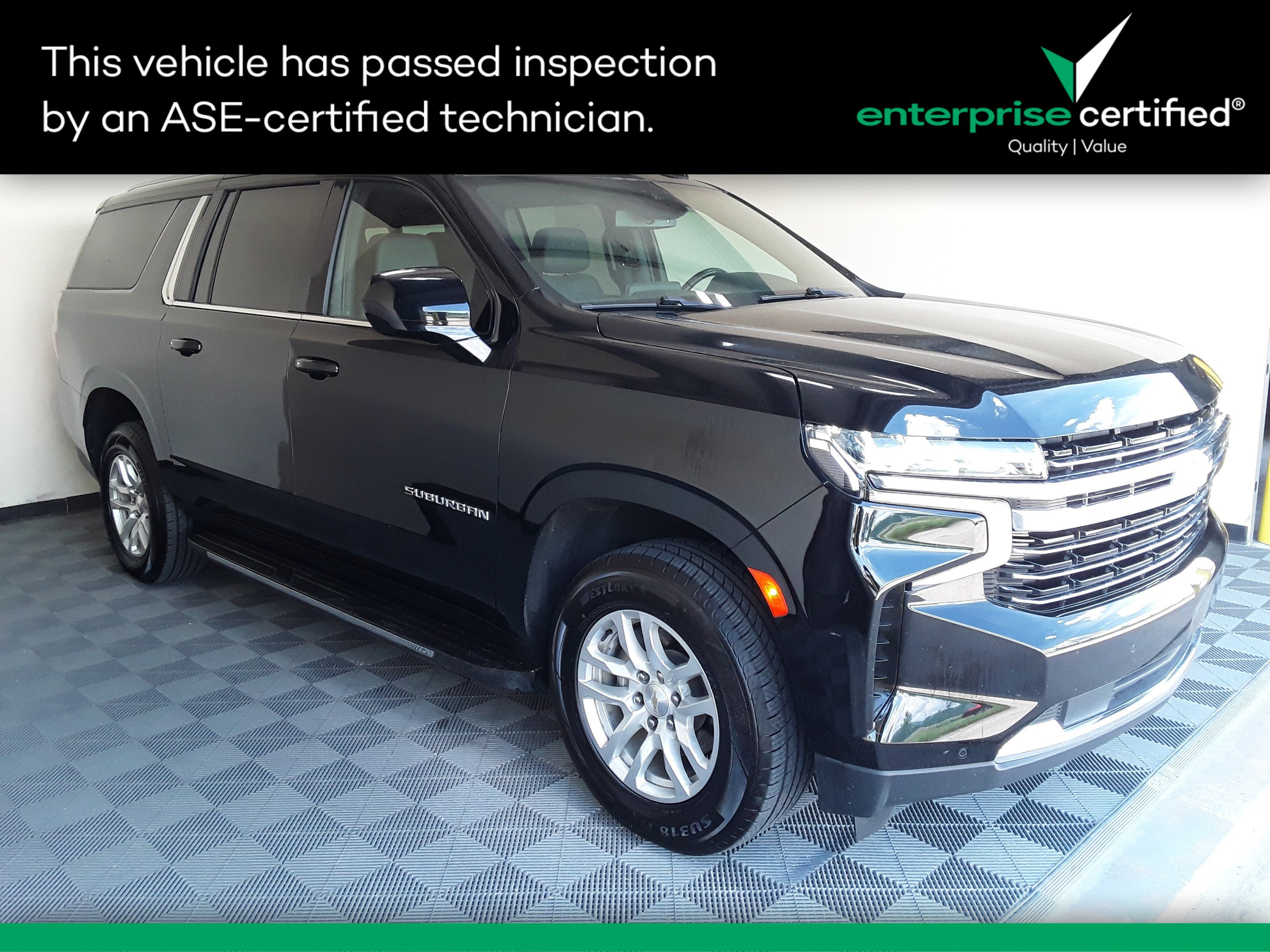 2023 Chevrolet Suburban 2WD 4dr LT