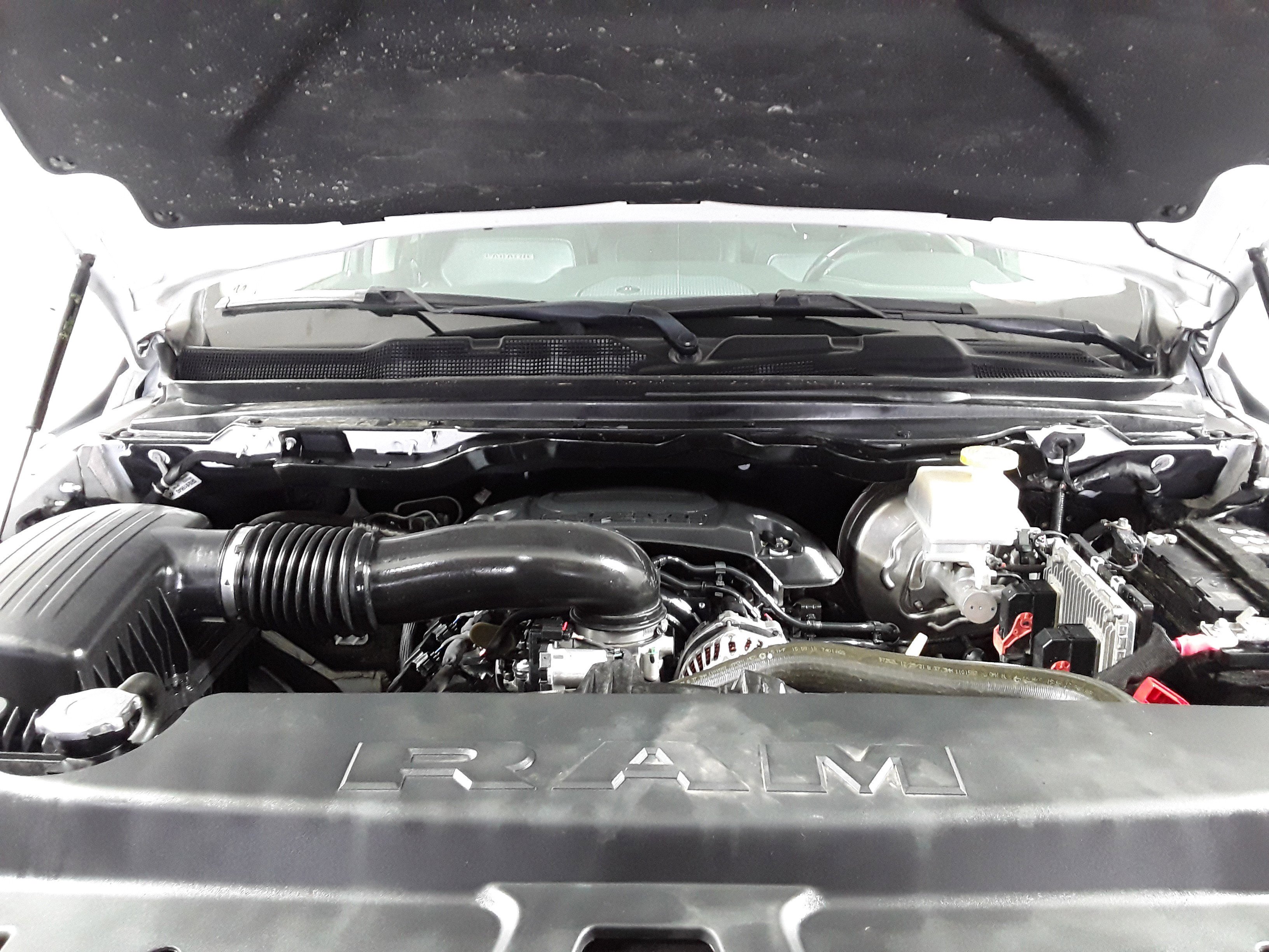2022 Ram 1500 Laramie 4x4 Crew Cab 5'7