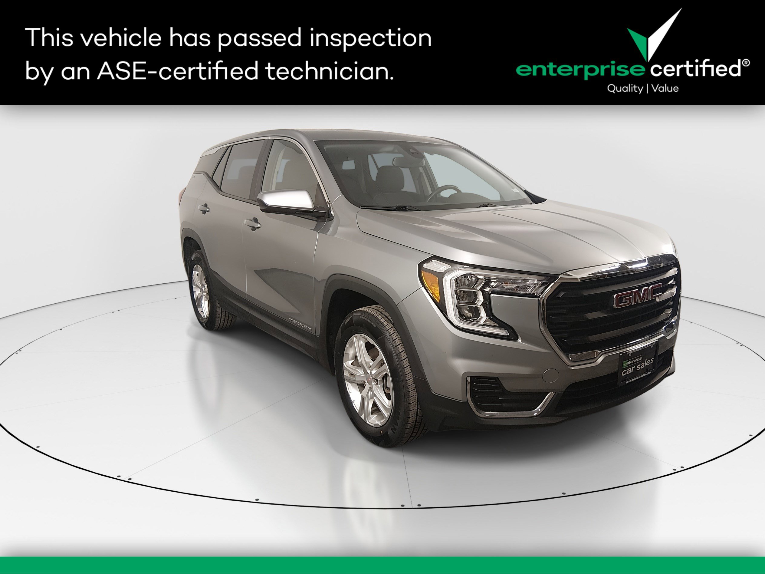 2024 GMC Terrain SLE's photo