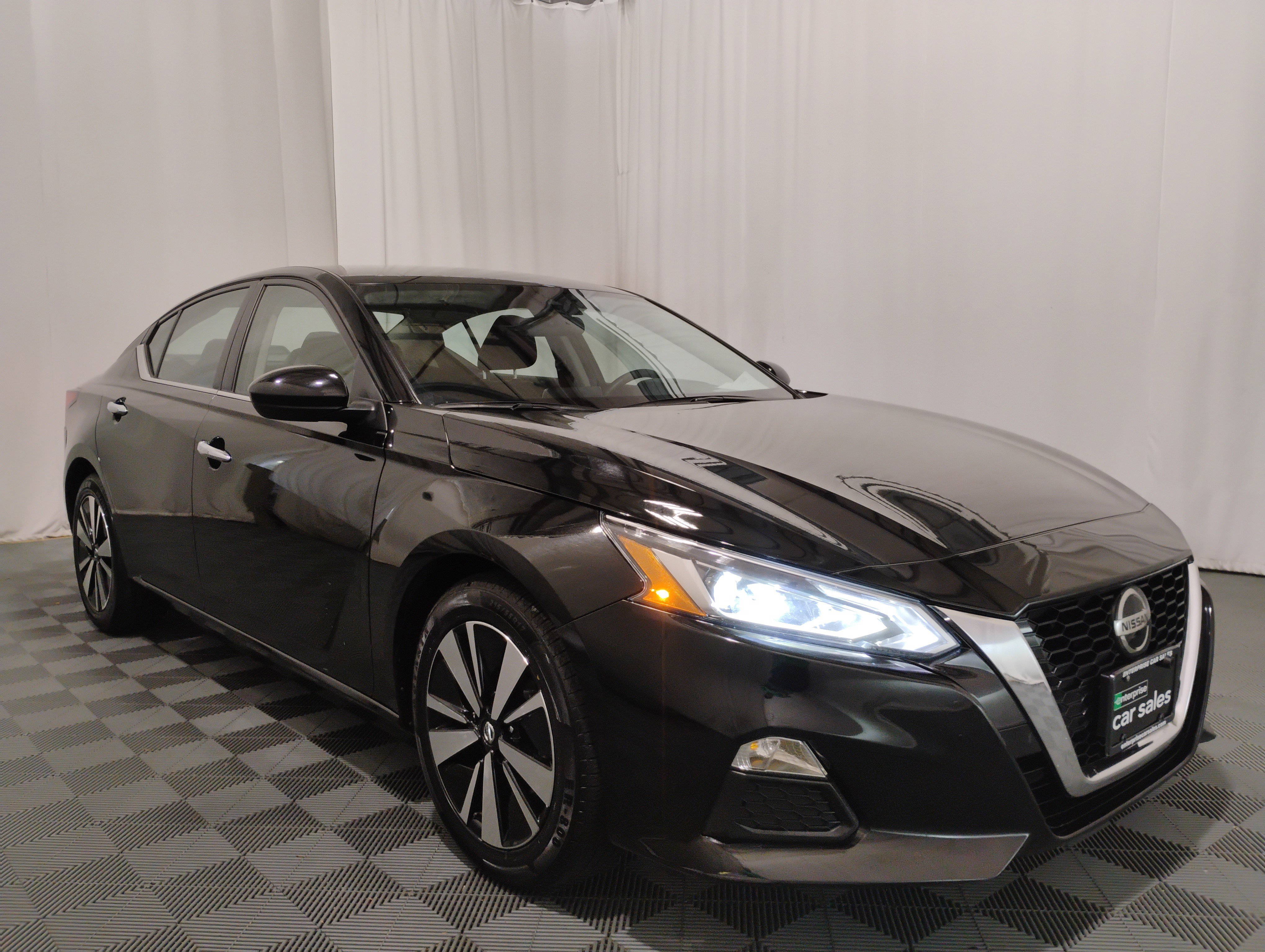 2022 Nissan Altima 2.5 SV Sedan
