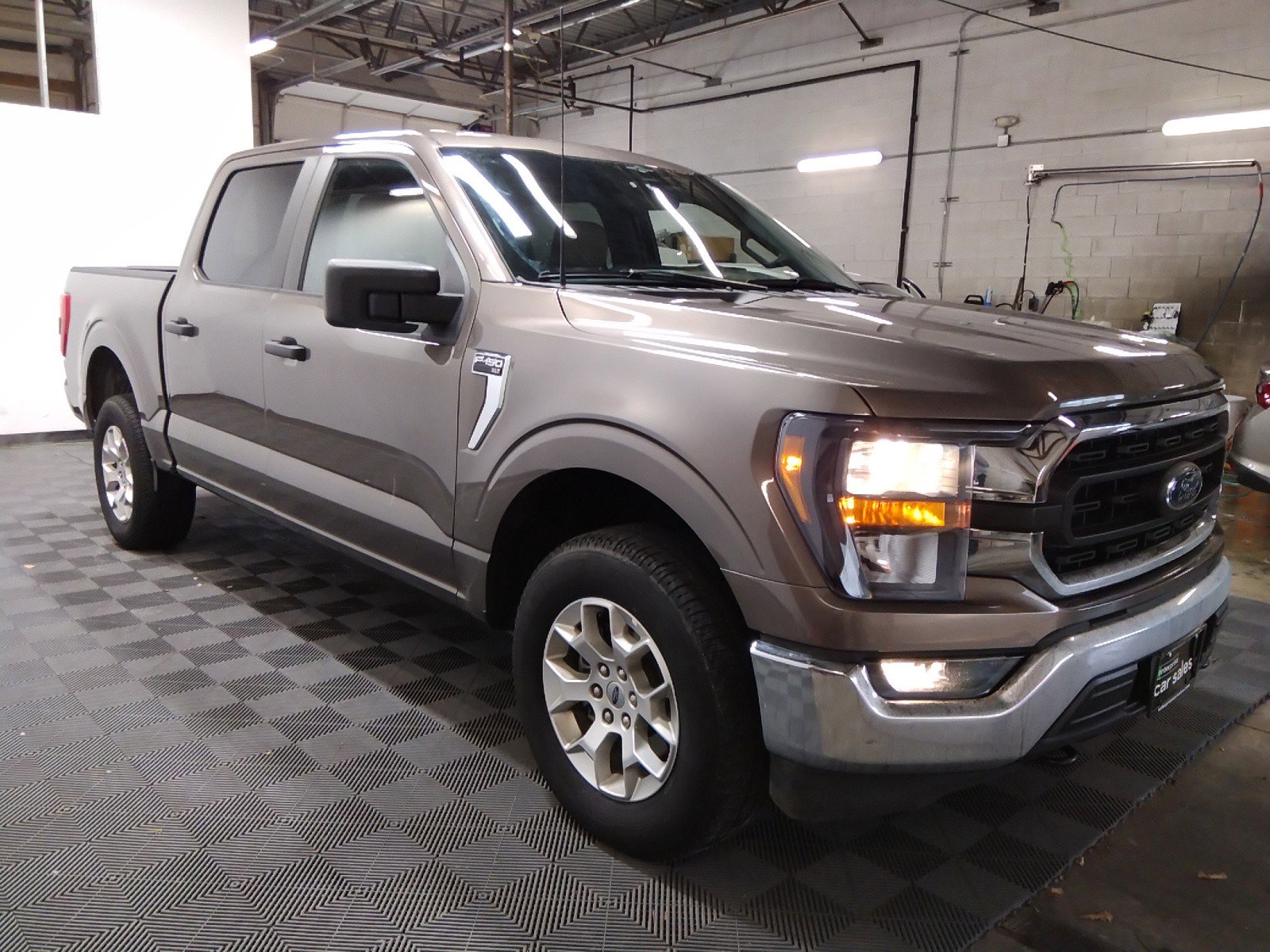 2023 Ford F-150 XLT 4WD SuperCrew 5.5' Box