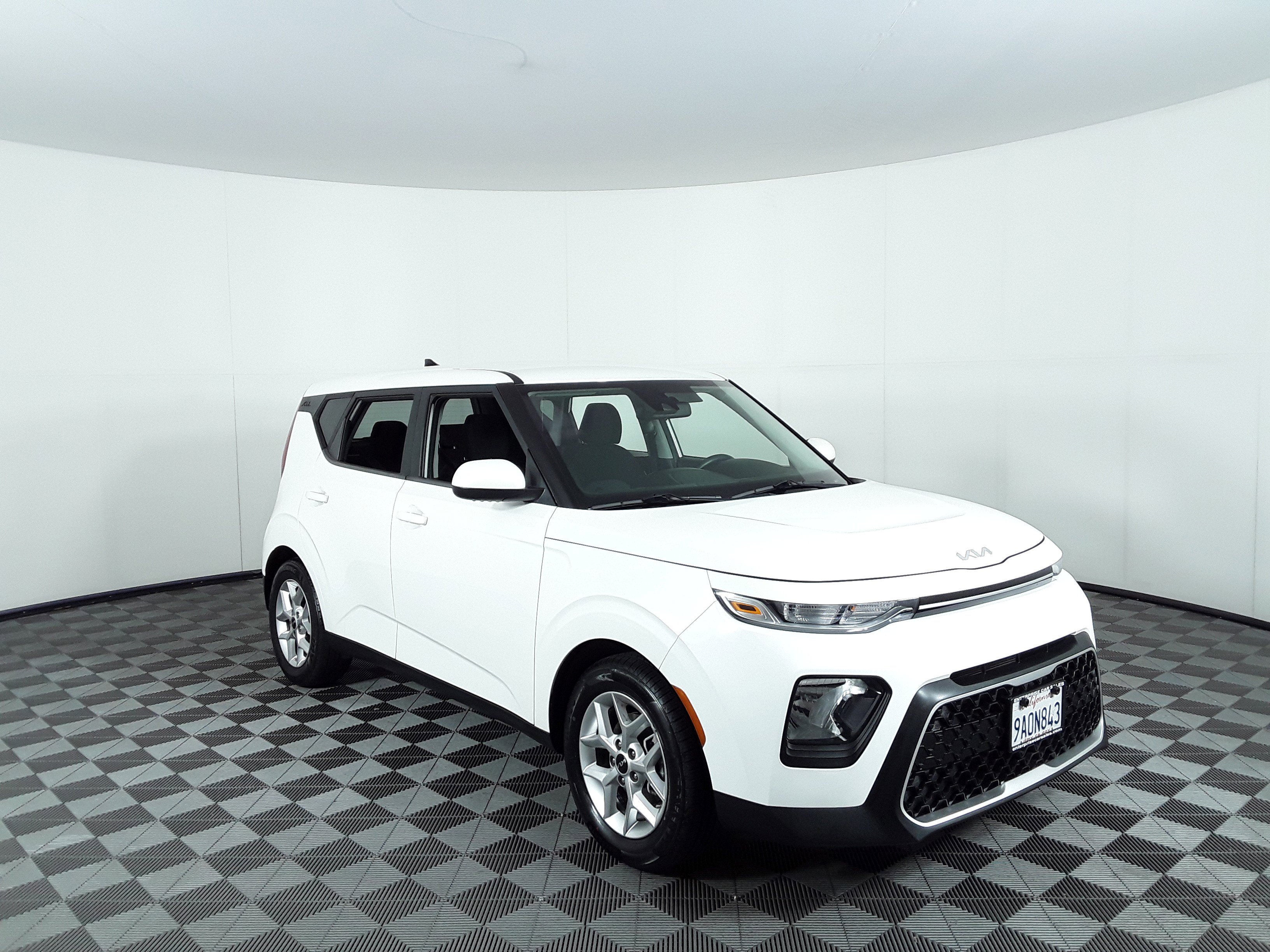 Used 2022 Kia Soul LX IVT