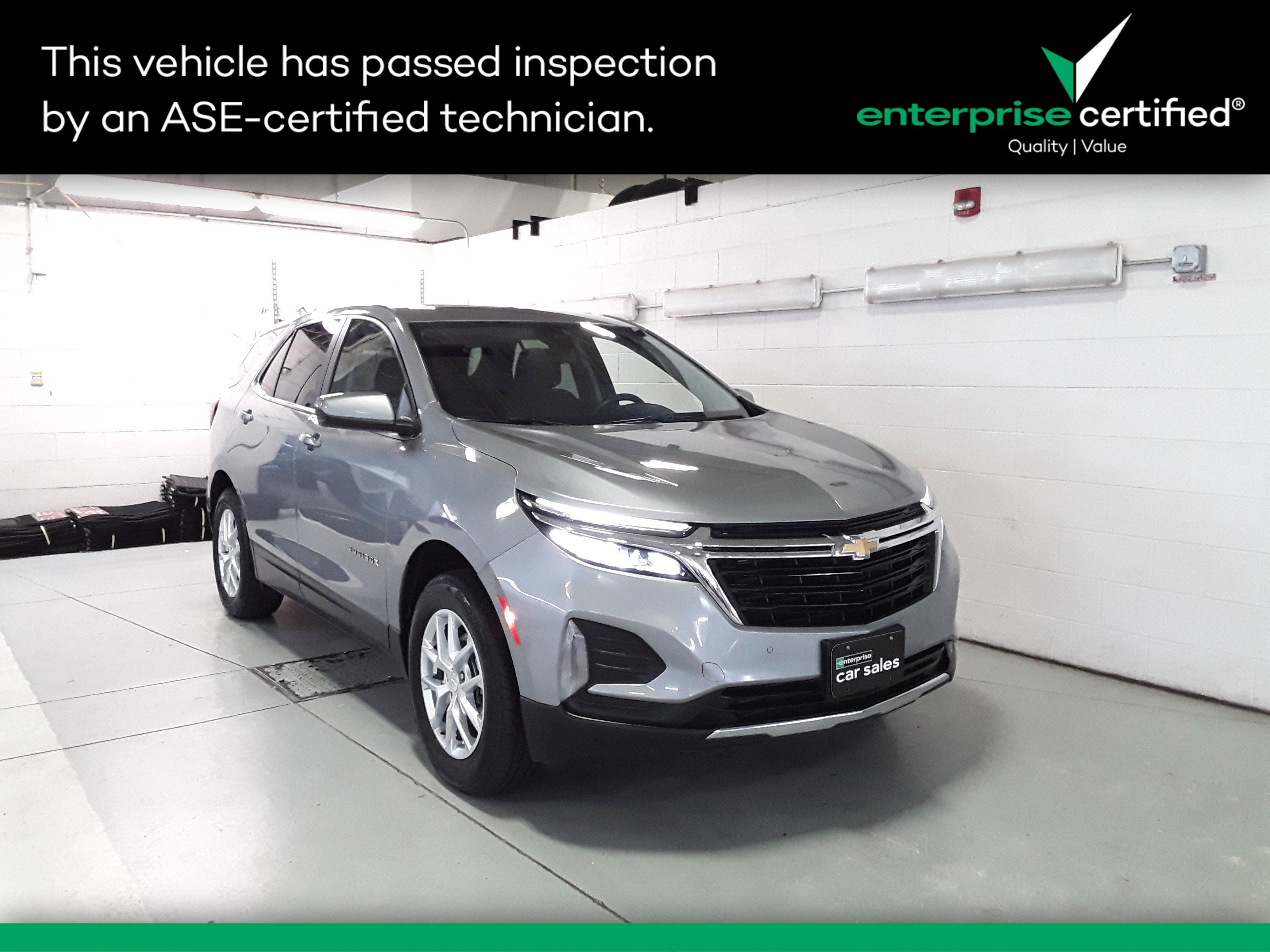 2024 Chevrolet Equinox LT's photo