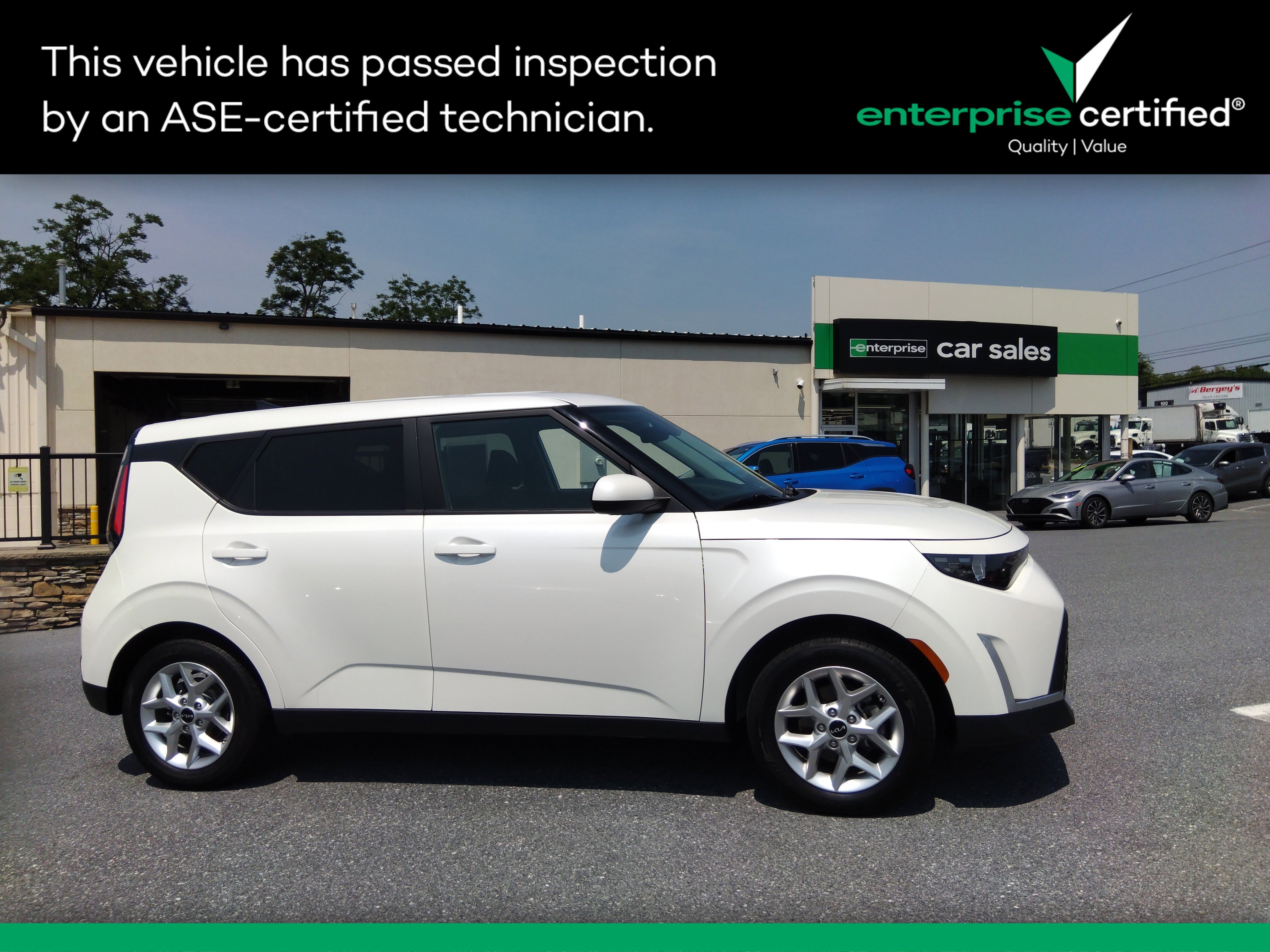 2023 Kia Soul LX IVT