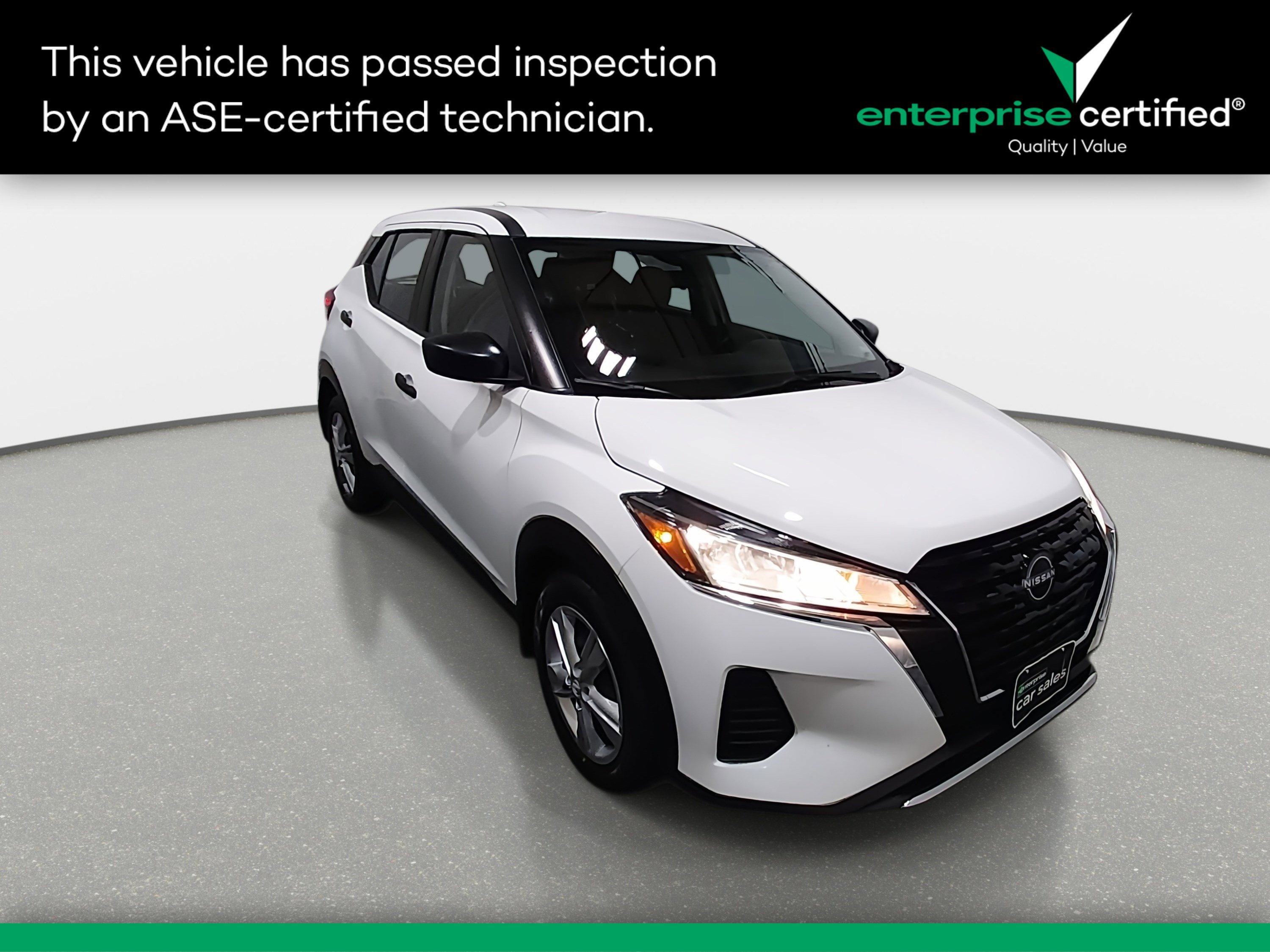 Used 2023 Nissan Kicks S FWD