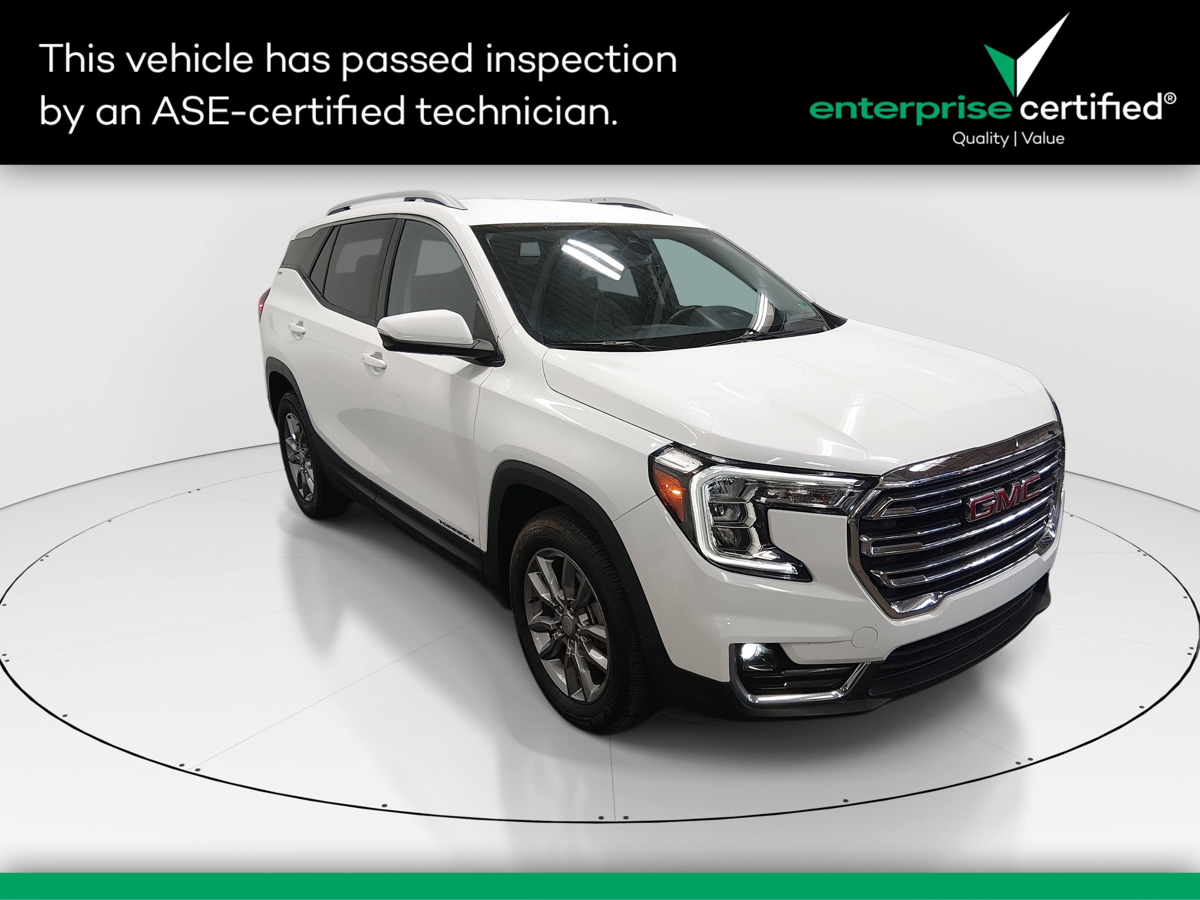 2024 GMC Terrain SLT's photo