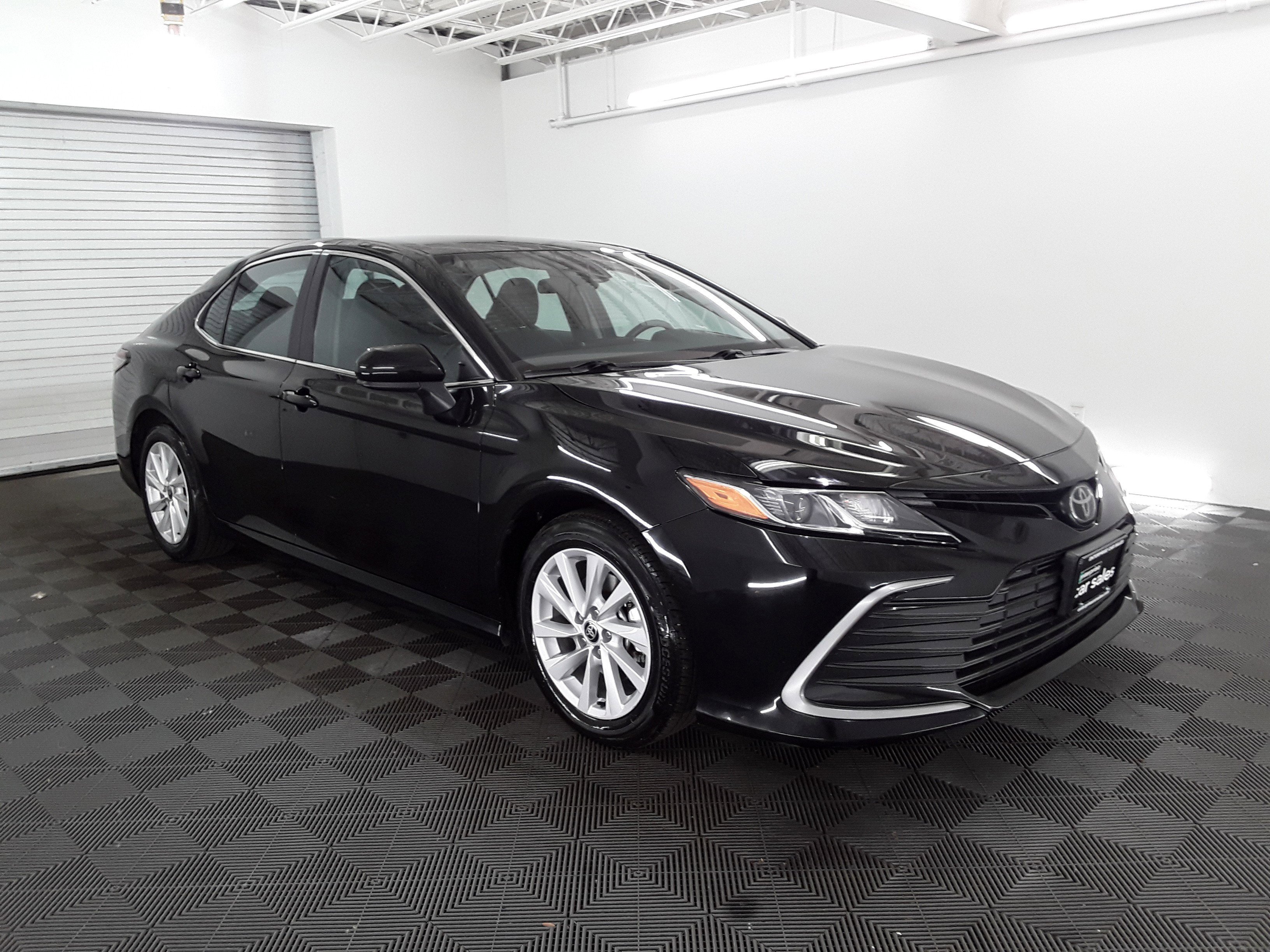 2024 Toyota Camry LE Auto