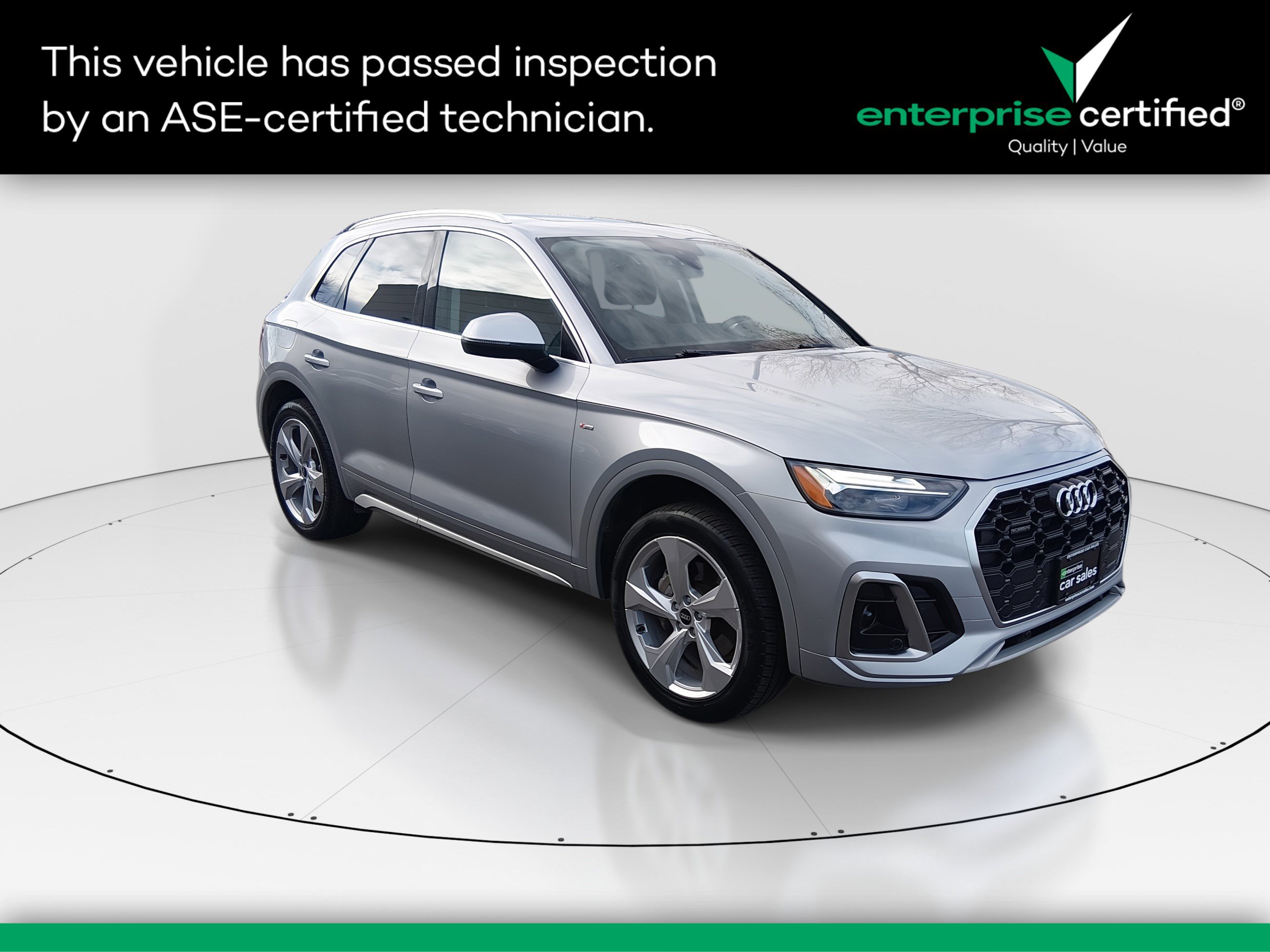 2022 Audi Q5 Premium Plus's photo